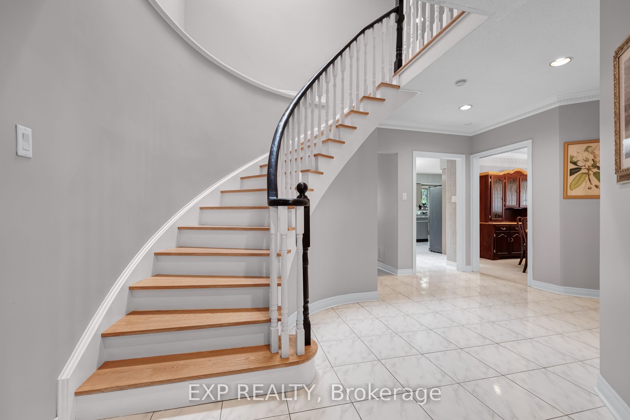 591 Plantation Gate Property Photo 5