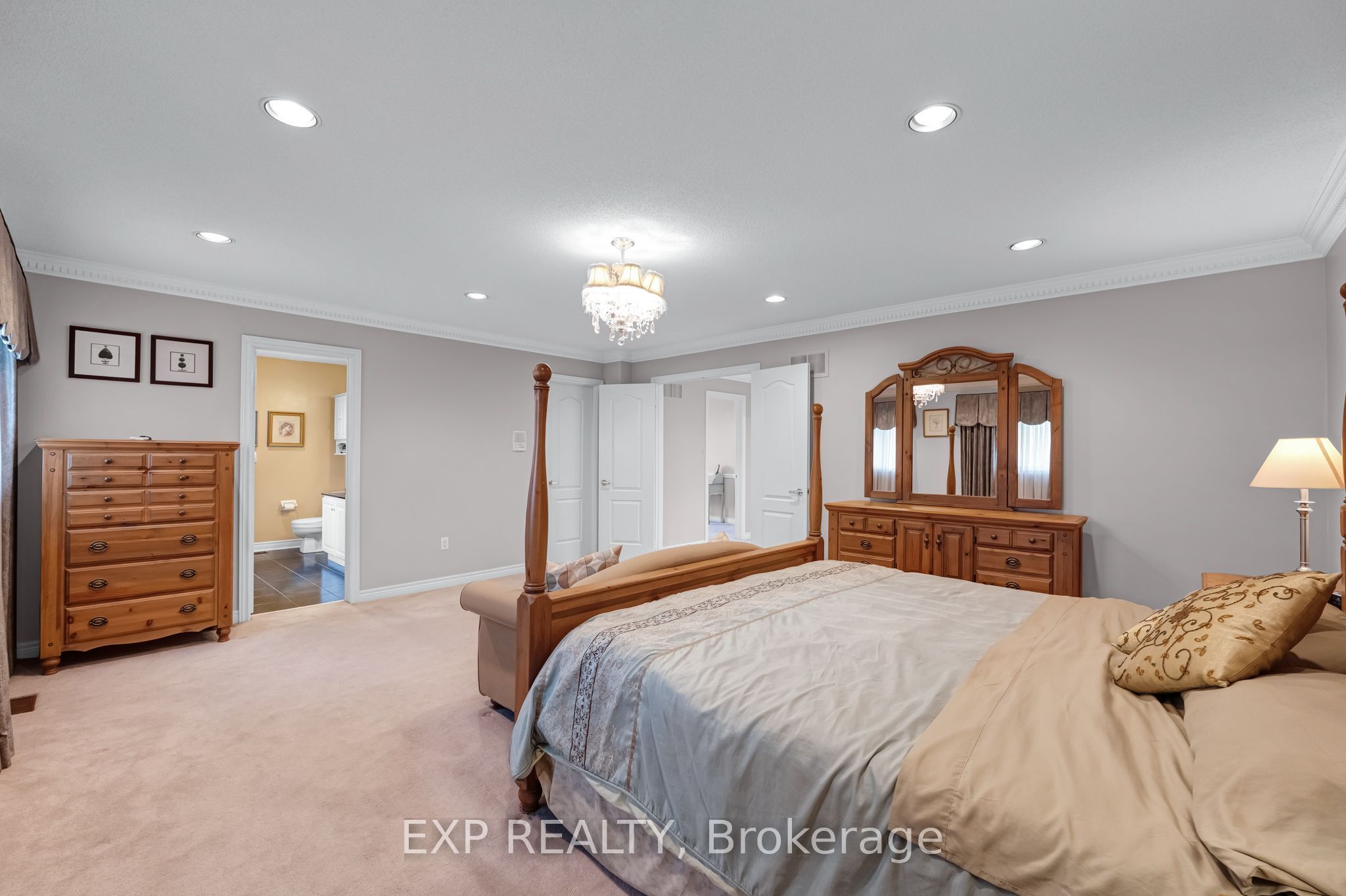 591 Plantation Gate Property Photo 25