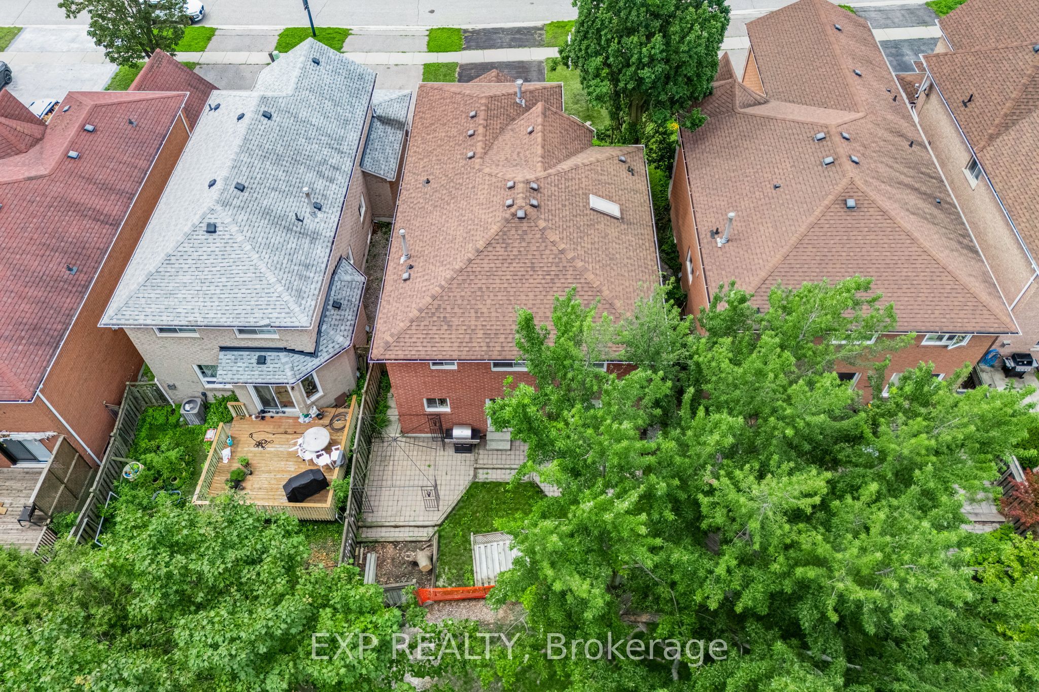 591 Plantation Gate Property Photo 44
