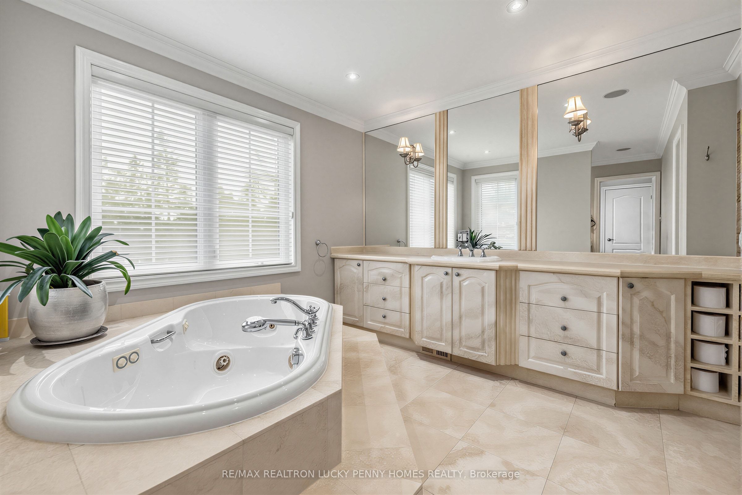 63 Pomander Road Property Photo 28