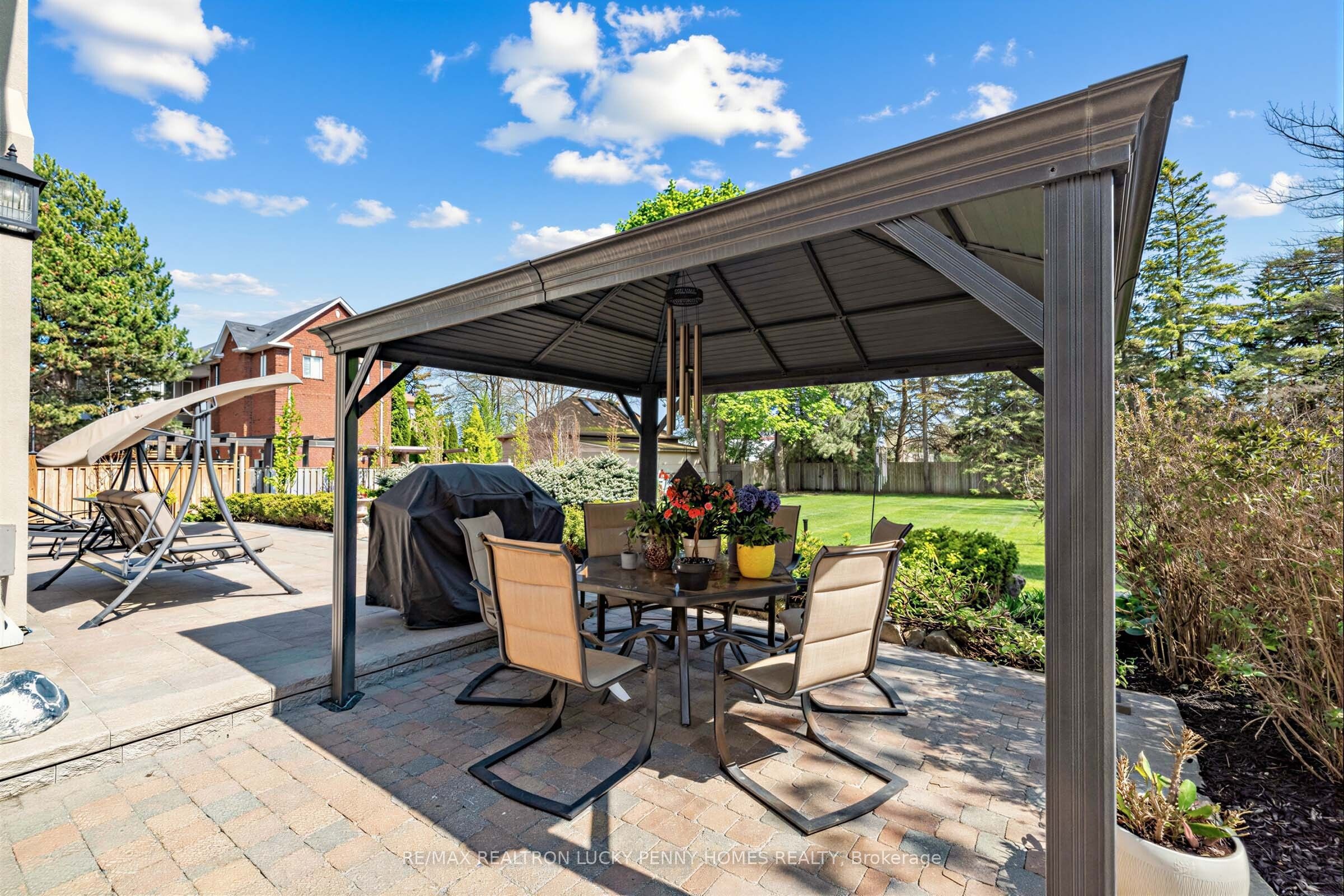 63 Pomander Road Property Photo 45