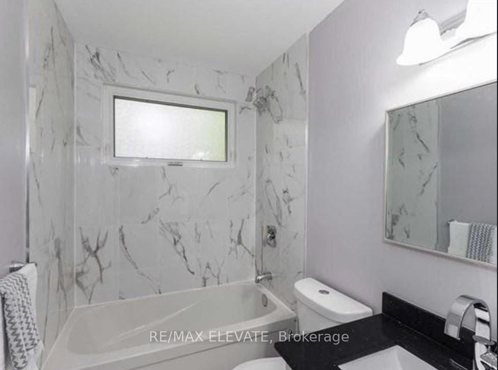 302 Demaine Crescent Property Photo 12