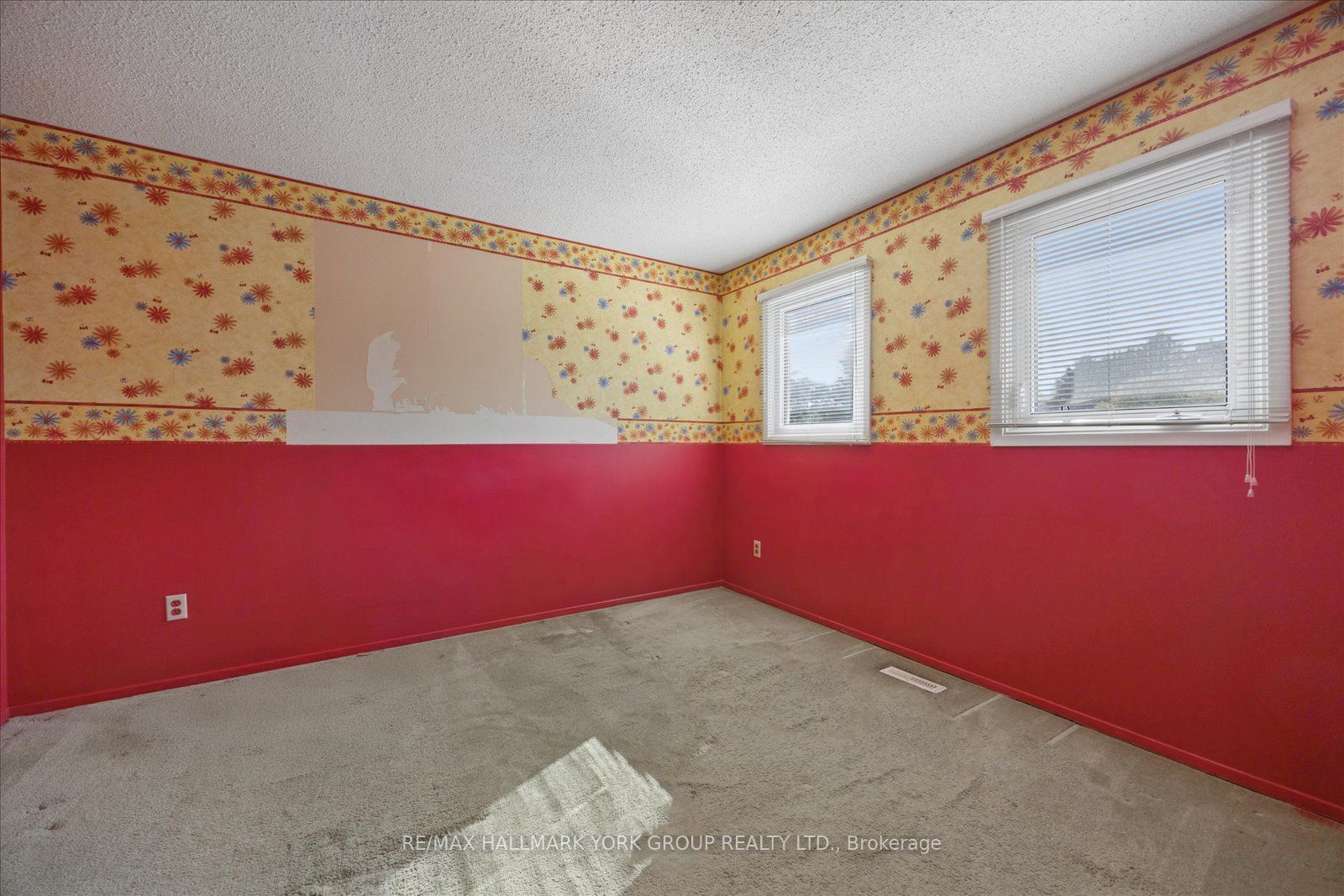 306 Erin Trail Property Photo 32