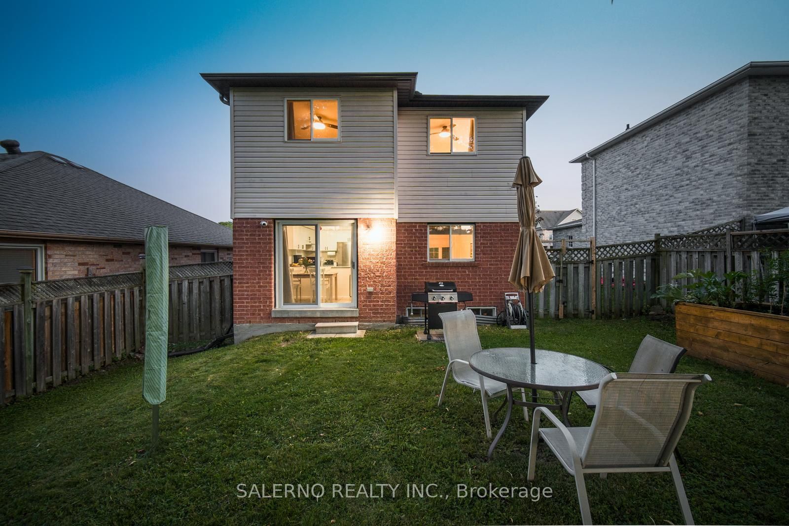 1202 Leslie Drive Property Photo 4