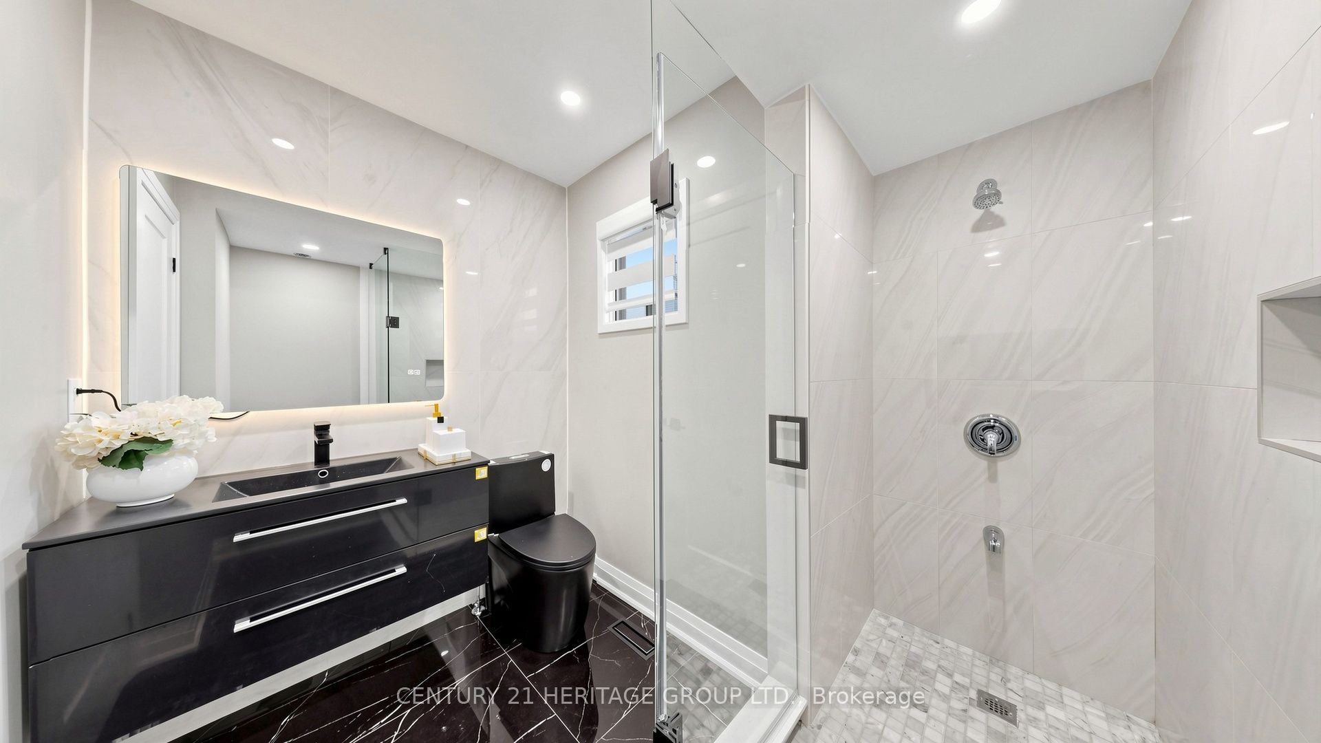 52 Lund Street Property Photo 19
