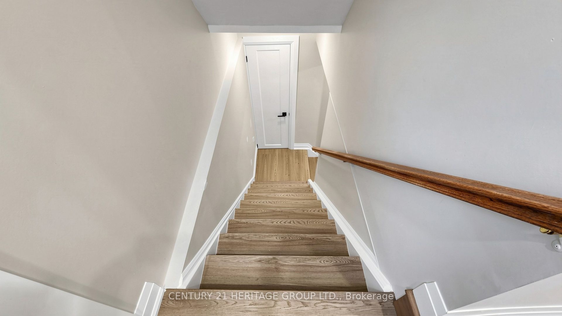 52 Lund Street Property Photo 32
