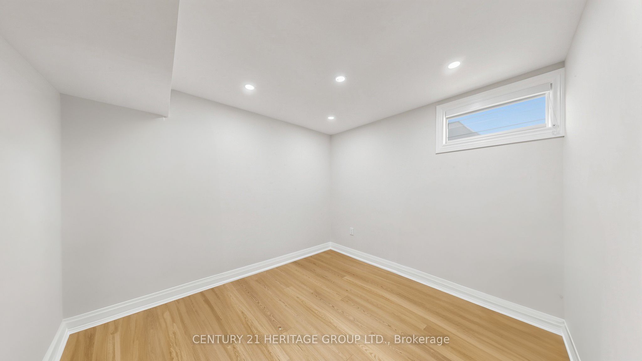 52 Lund Street Property Photo 42
