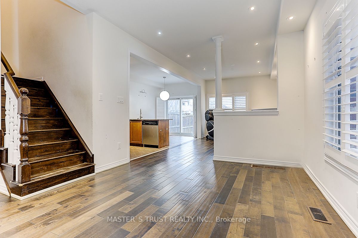 12 Glenbar Gardens Property Photo 6