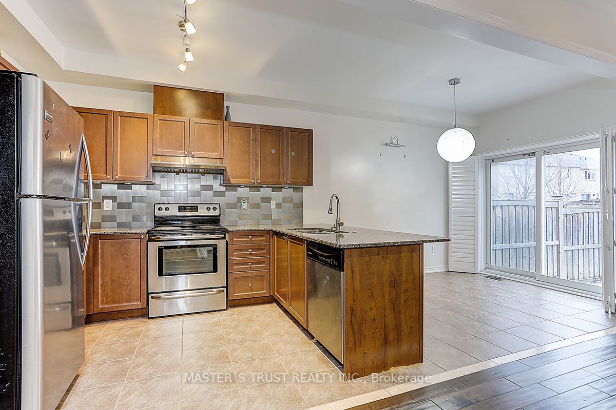12 Glenbar Gardens Property Photo 13
