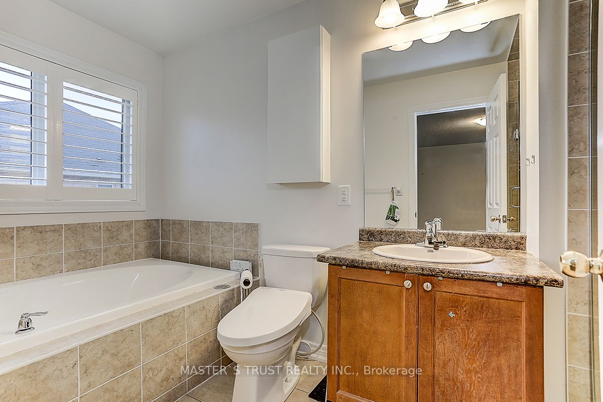 12 Glenbar Gardens Property Photo 19