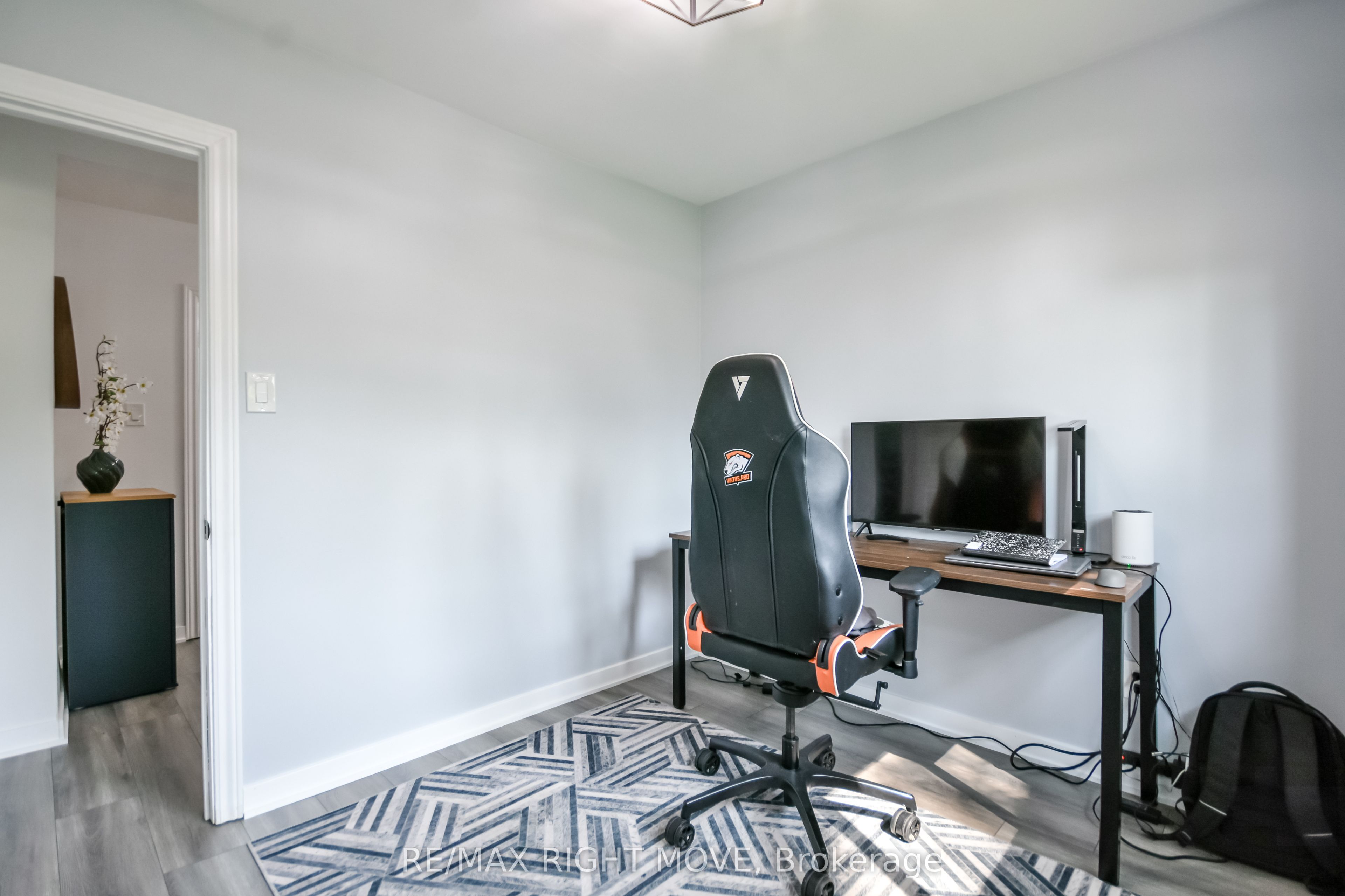18 Bushey Avenue Property Photo 13