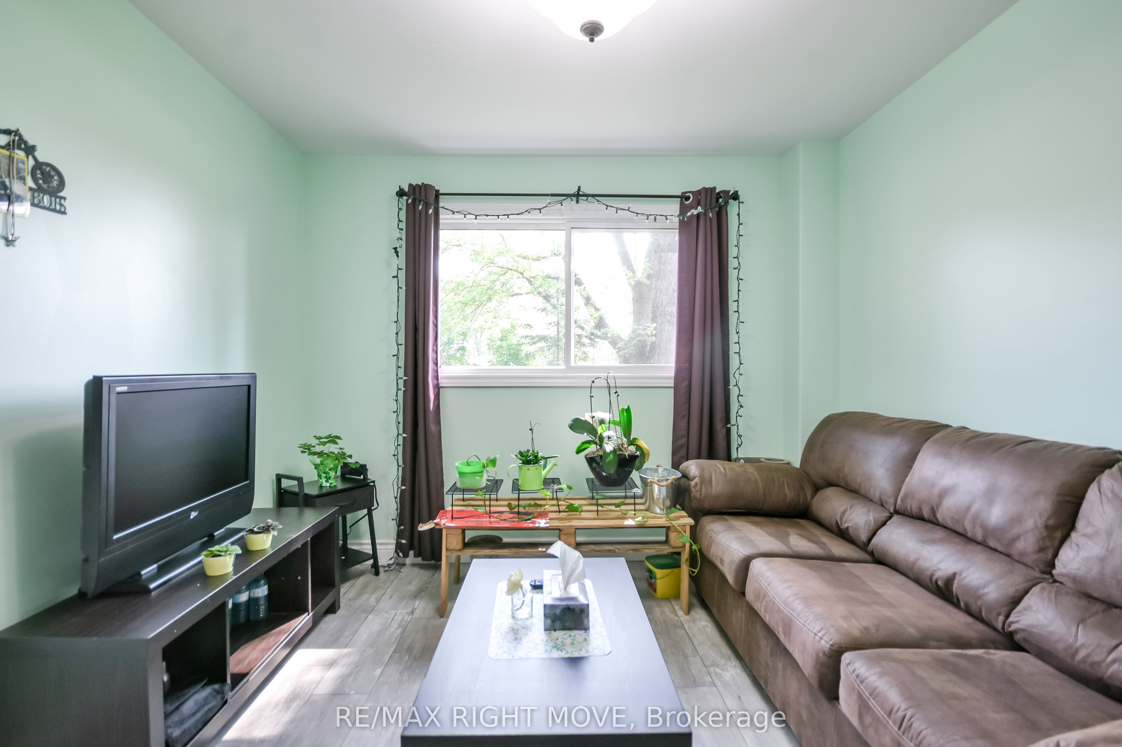 18 Bushey Avenue Property Photo 15