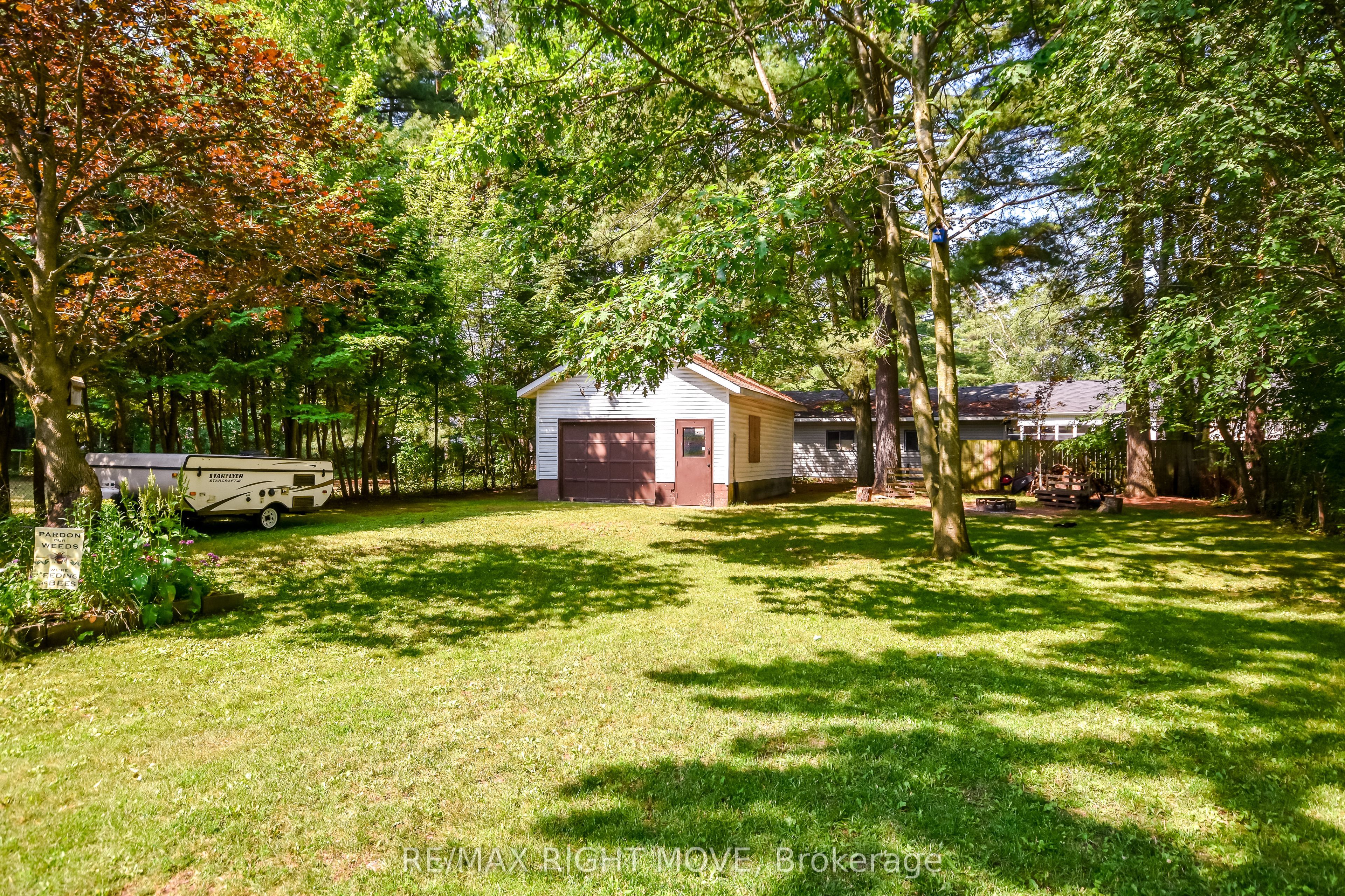 18 Bushey Avenue Property Photo 37