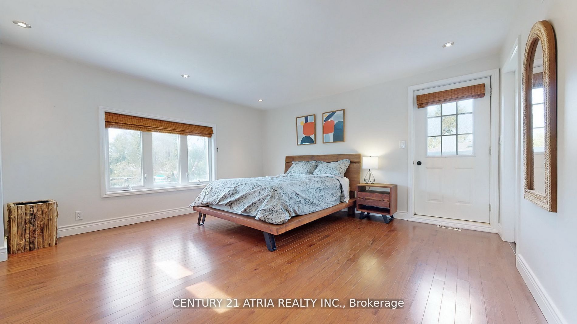 175 Riveredge Drive Property Photo 11