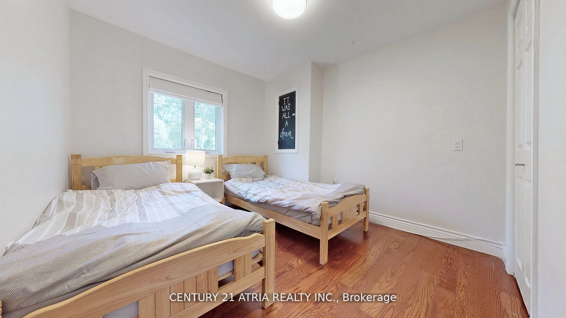 175 Riveredge Drive Property Photo 20