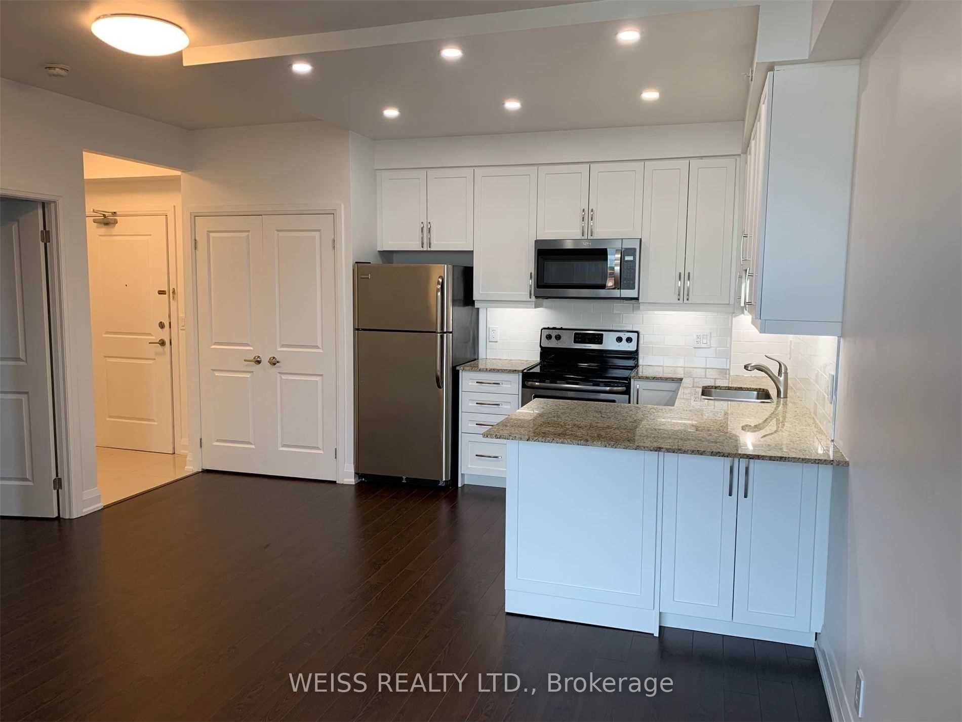 12 Woodstream Boulevard 513 Property Photo 3