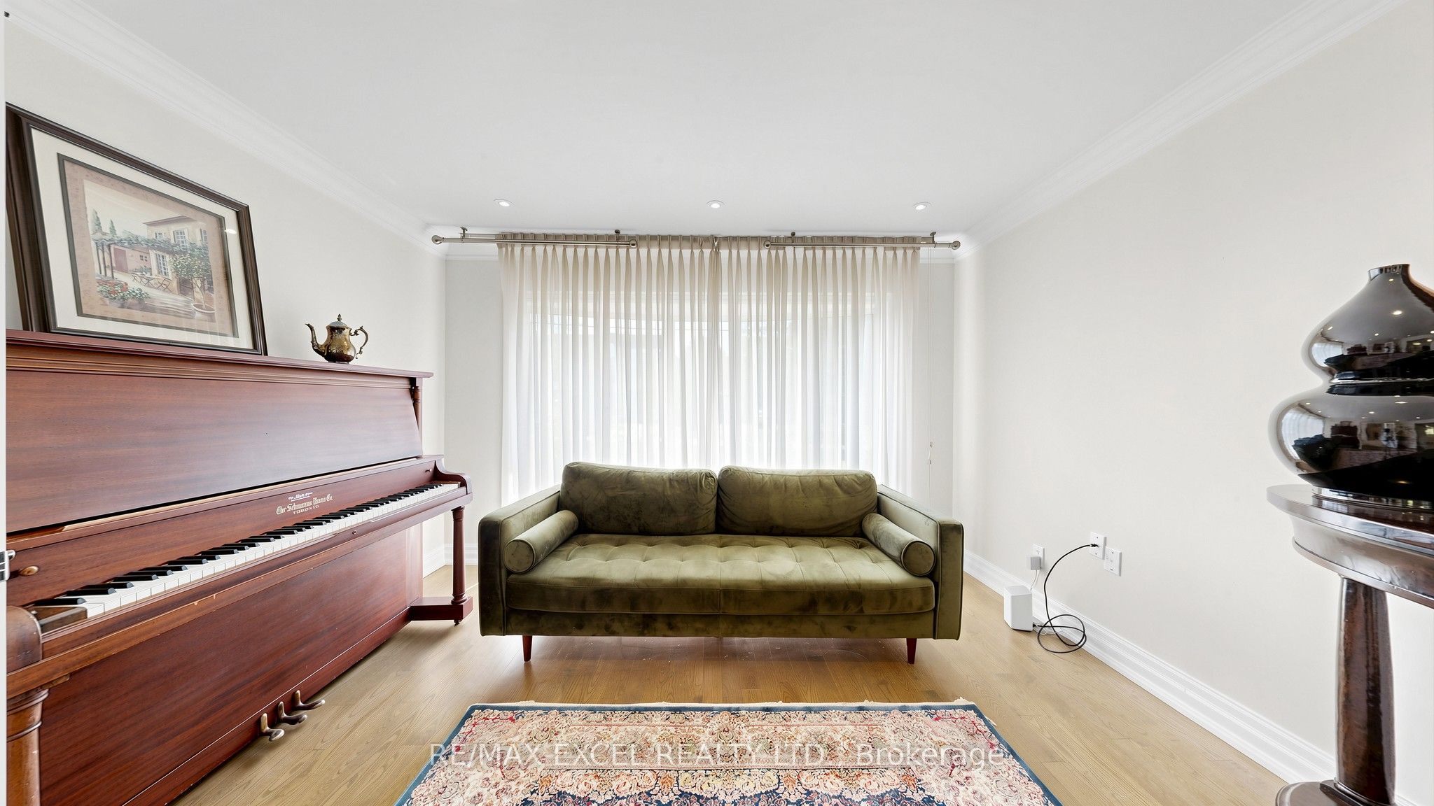 42 Blackforest Drive Property Photo 3