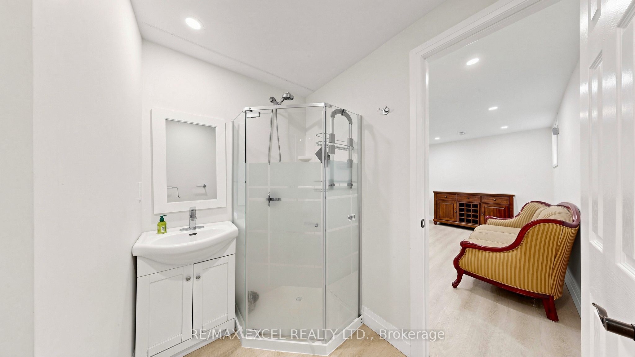 42 Blackforest Drive Property Photo 35