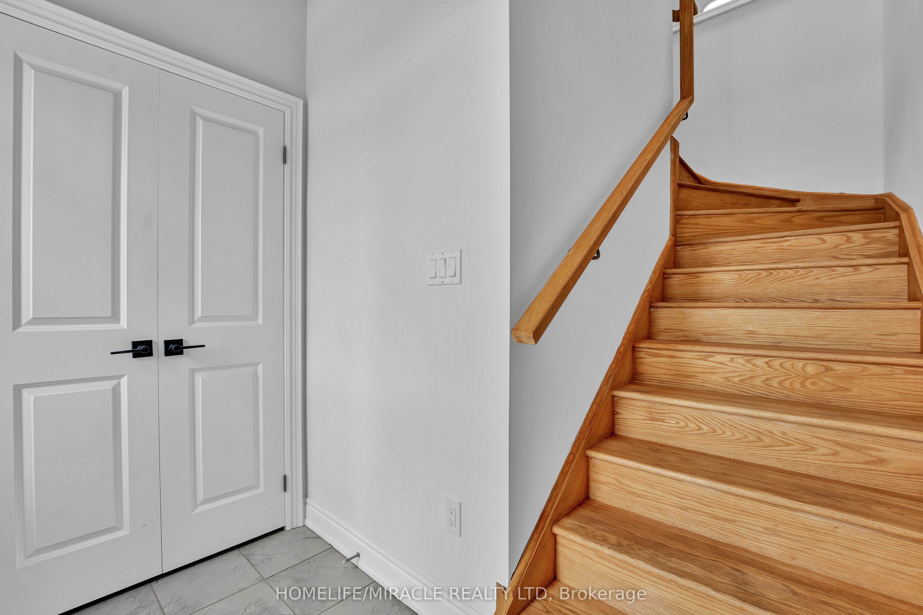 32 Alan Williams Trail Property Photo 25
