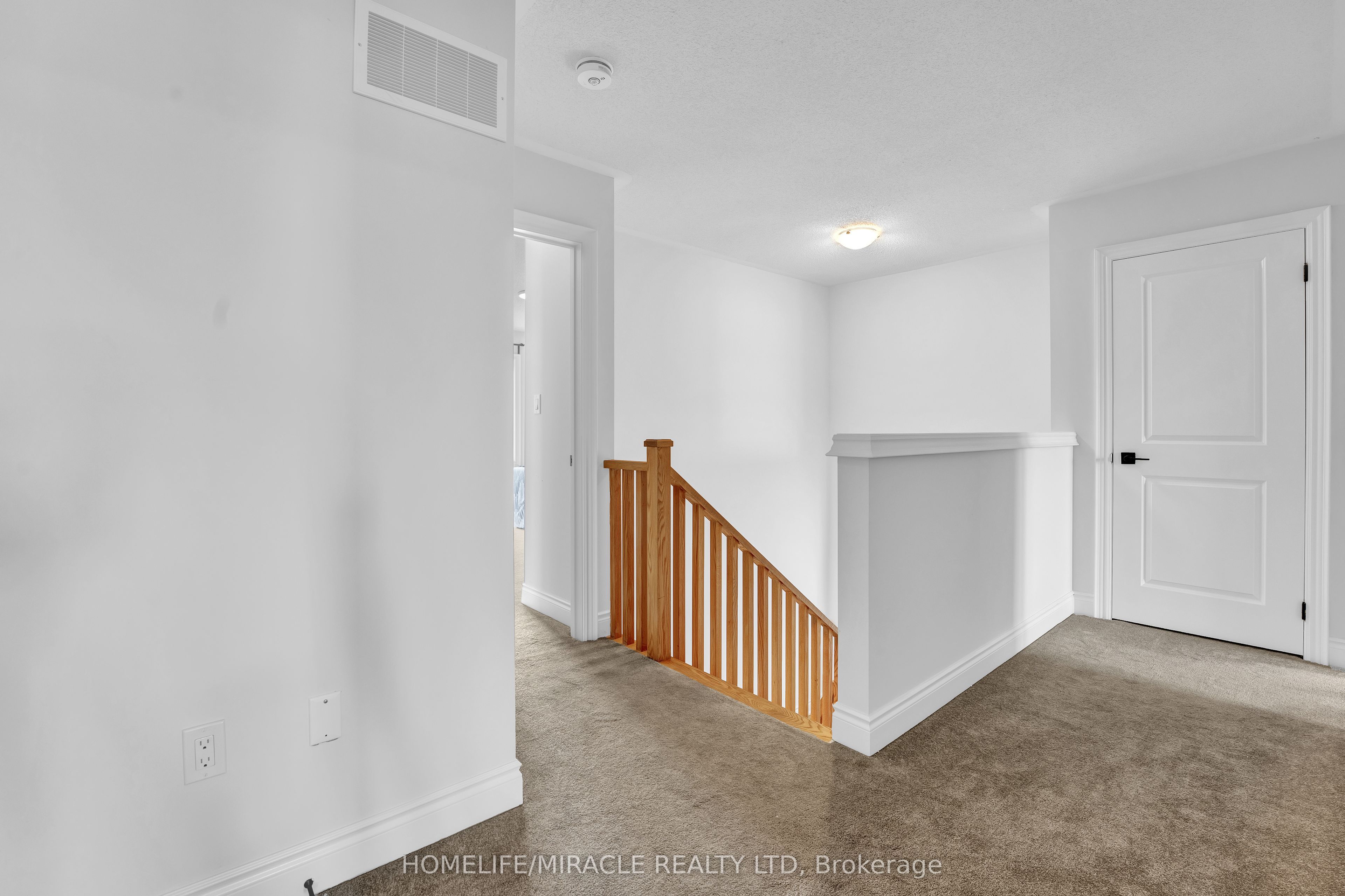 32 Alan Williams Trail Property Photo 27
