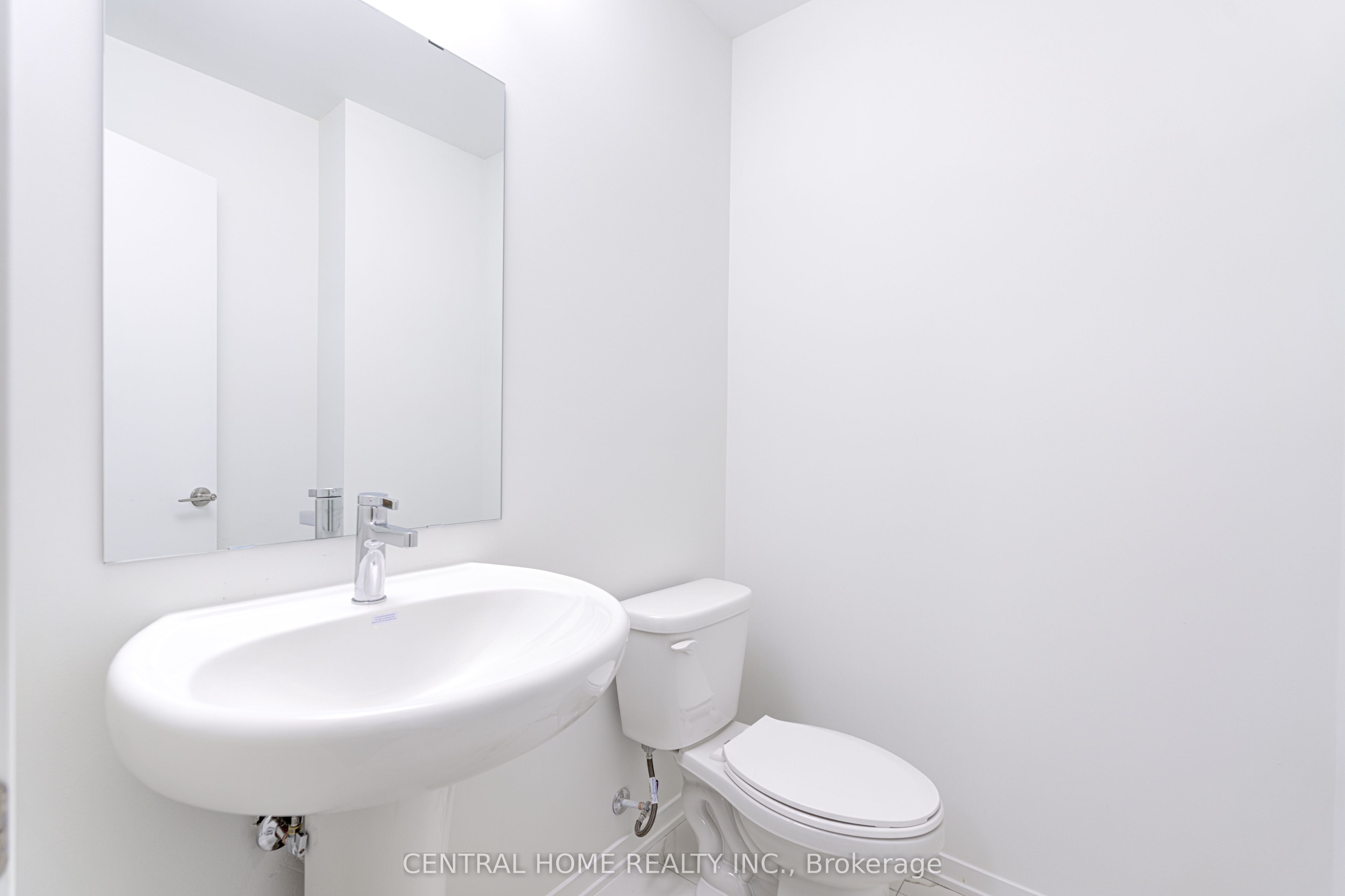 130 Honeycrisp Crescent Th312 Property Photo 14