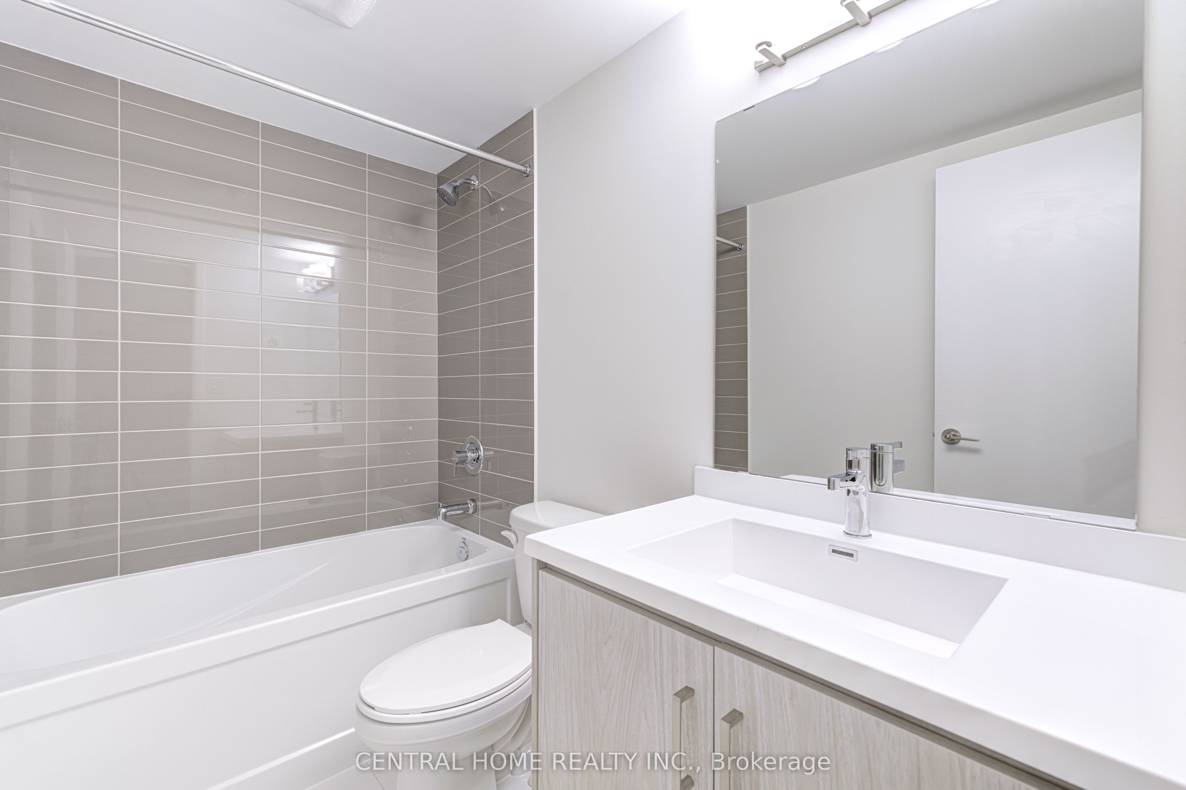 130 Honeycrisp Crescent Th312 Property Photo 16