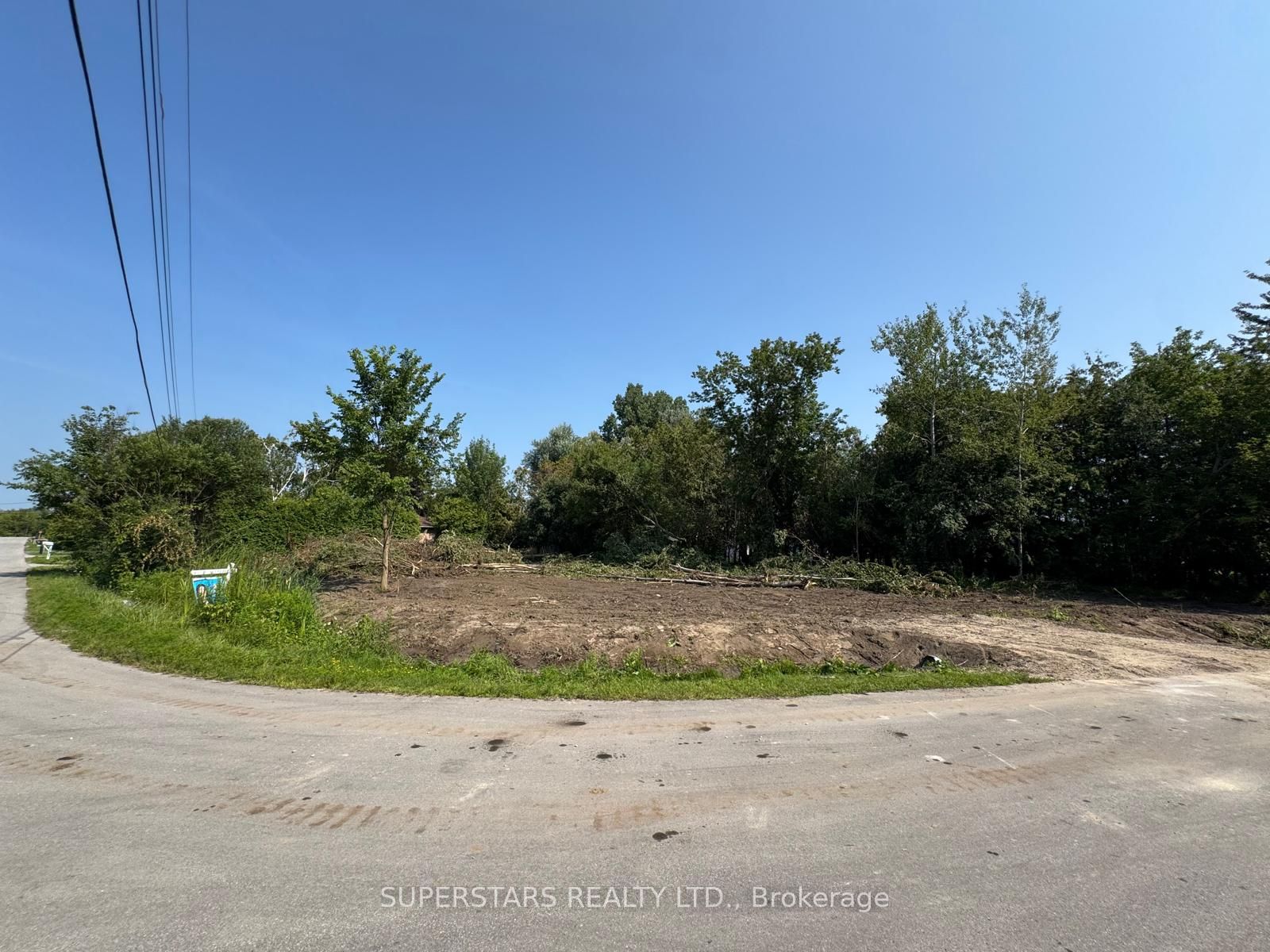 83 Twmarc Avenue Property Photo 3