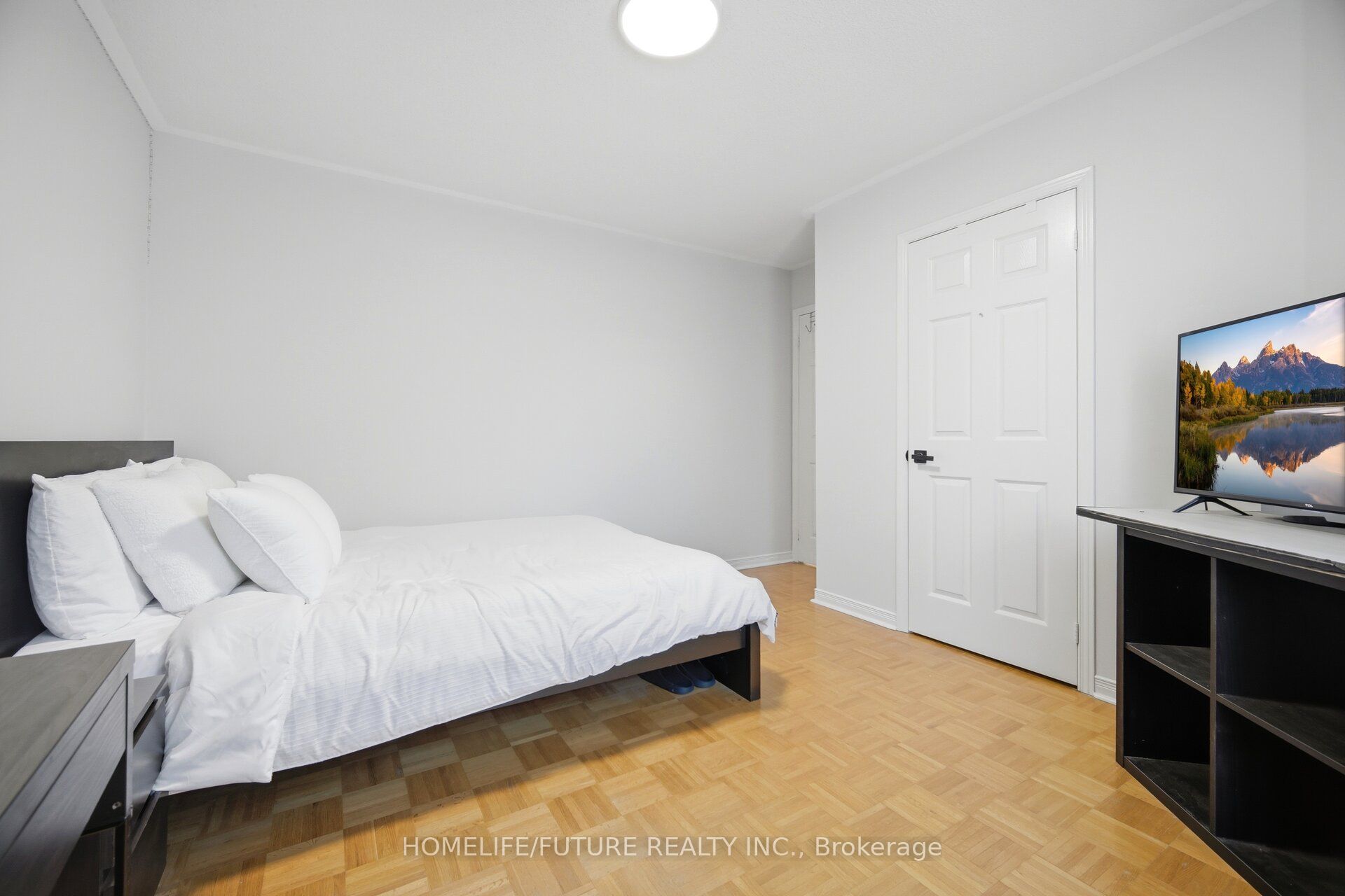 32 Laurelhurst Crescent Property Photo 23