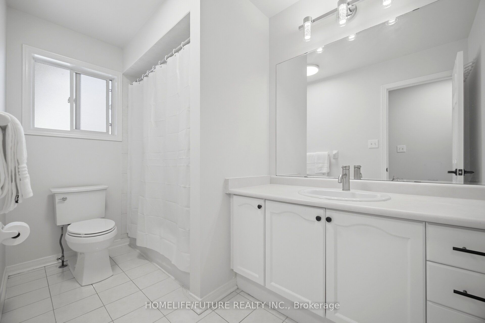 32 Laurelhurst Crescent Property Photo 26