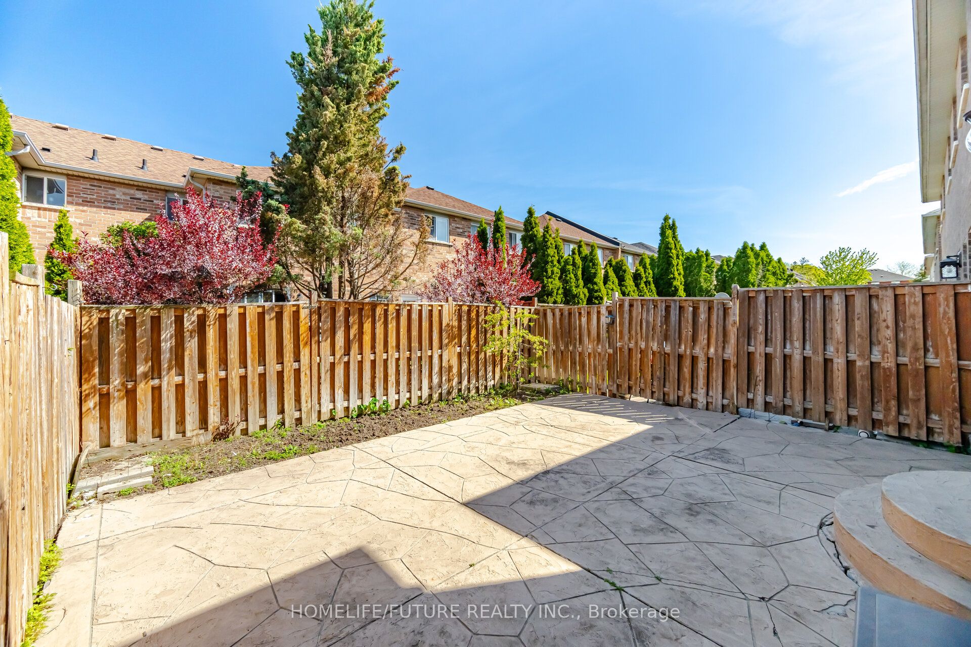 32 Laurelhurst Crescent Property Photo 28