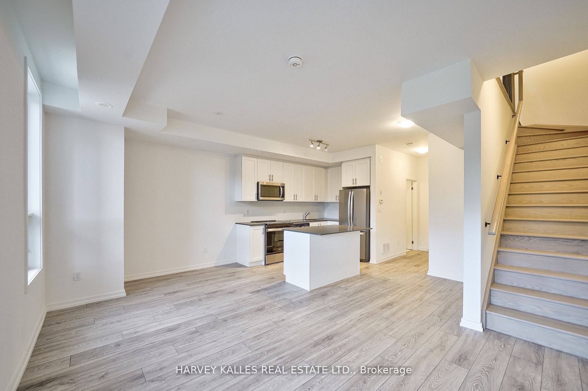17 Lytham Green Circle 21 Property Photo 15