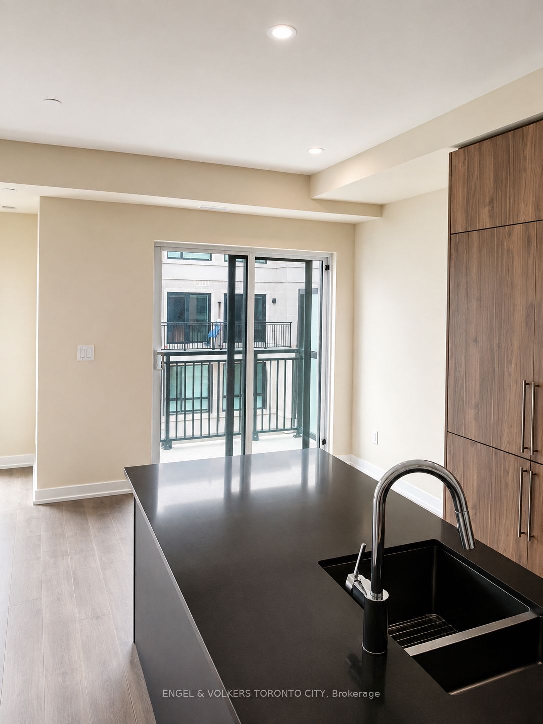 67 Saigon Drive A-309 Property Photo 4