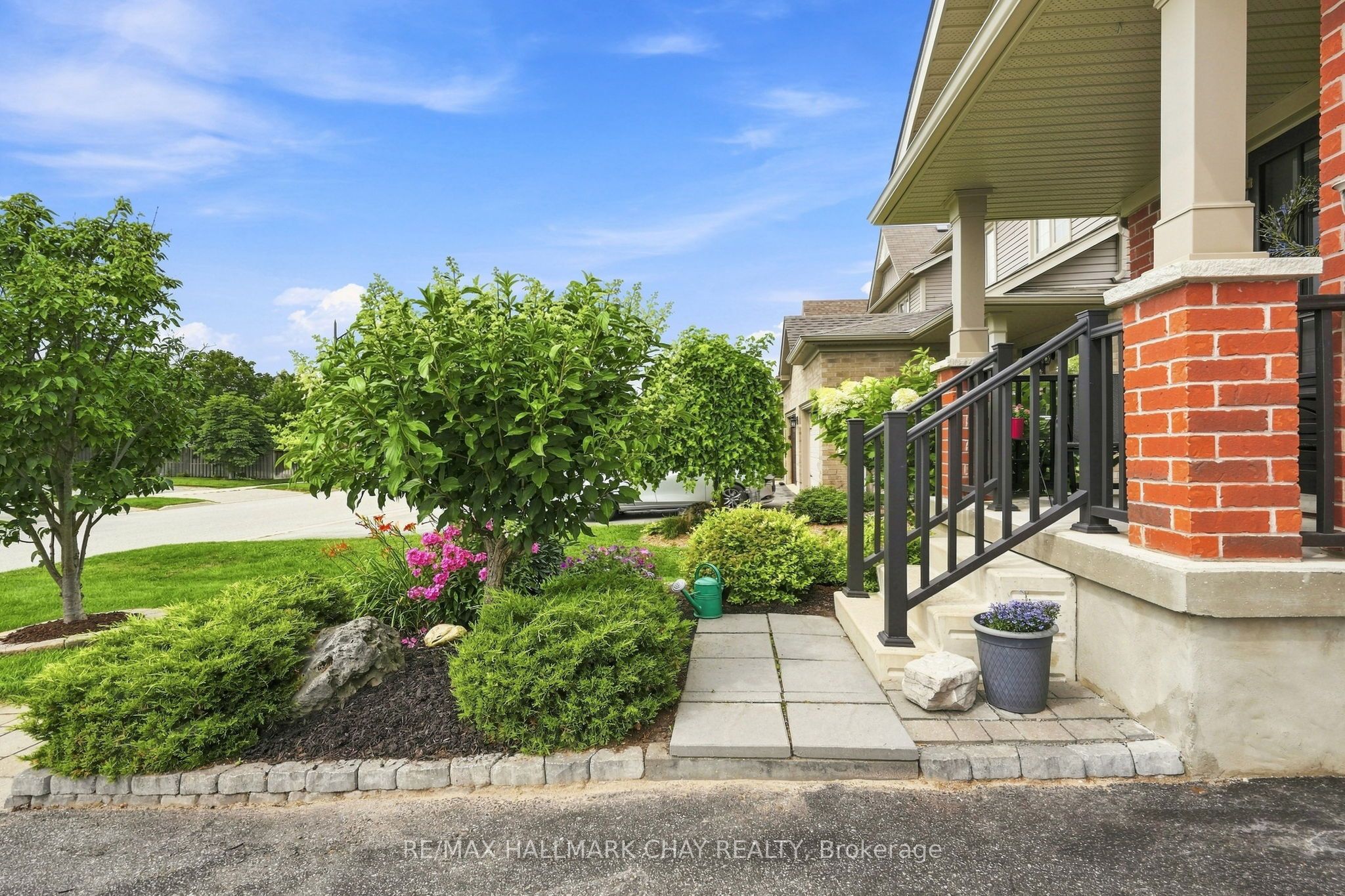 23 Banting Crescent Property Photo 2
