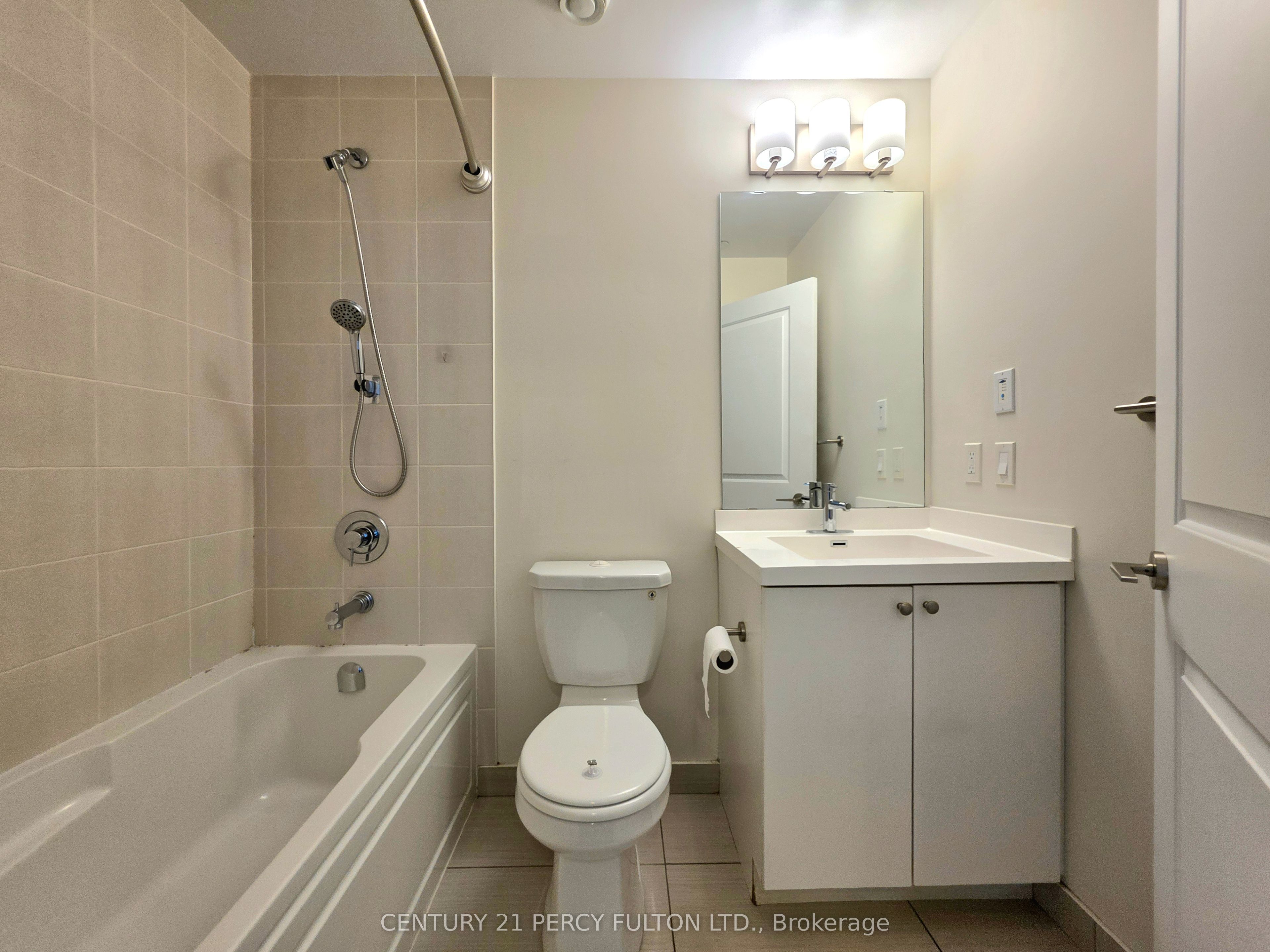 9560 Markham Road 910 Property Photo 11