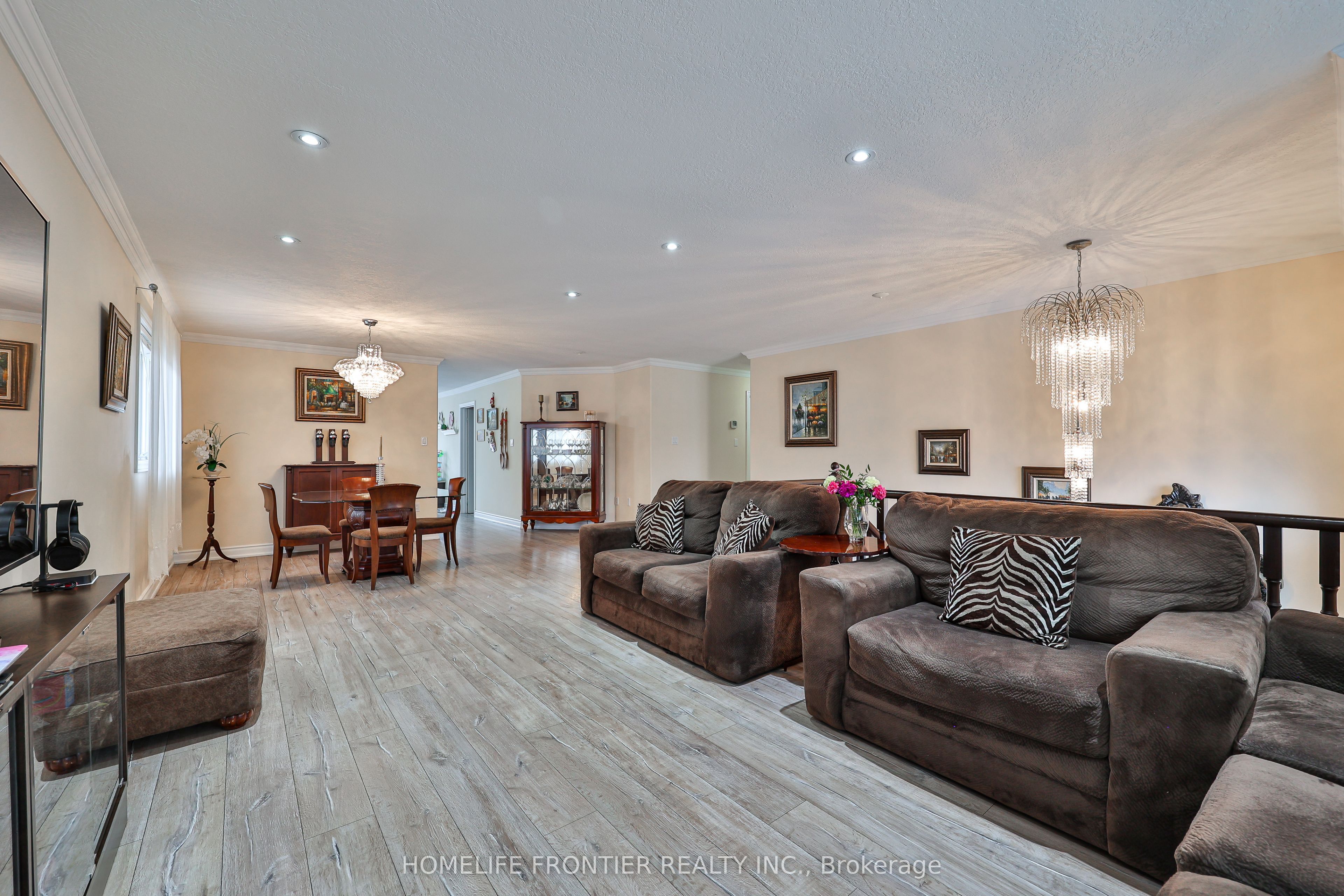 30 Saint Avenue Property Photo 9