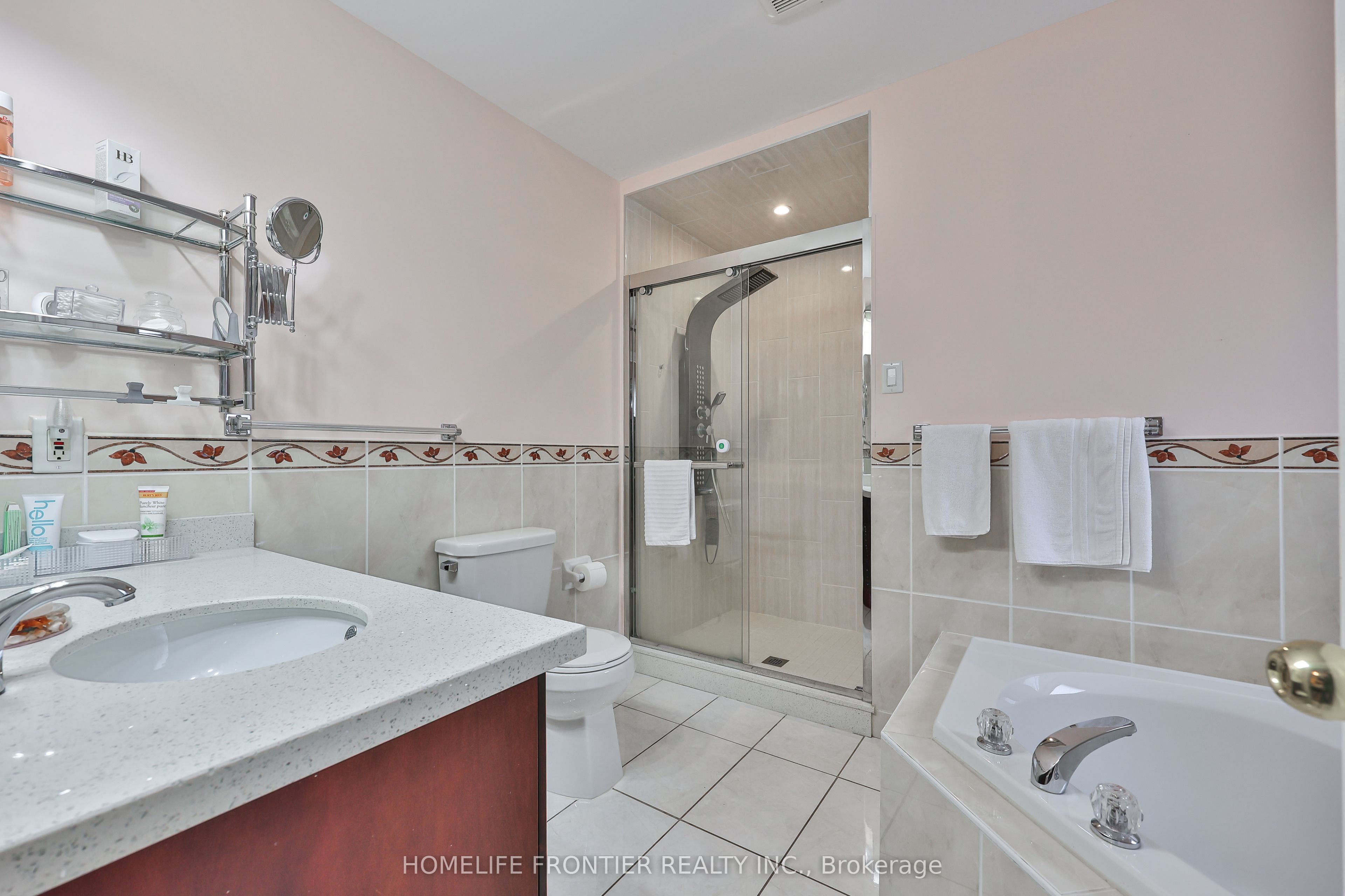 30 Saint Avenue Property Photo 19