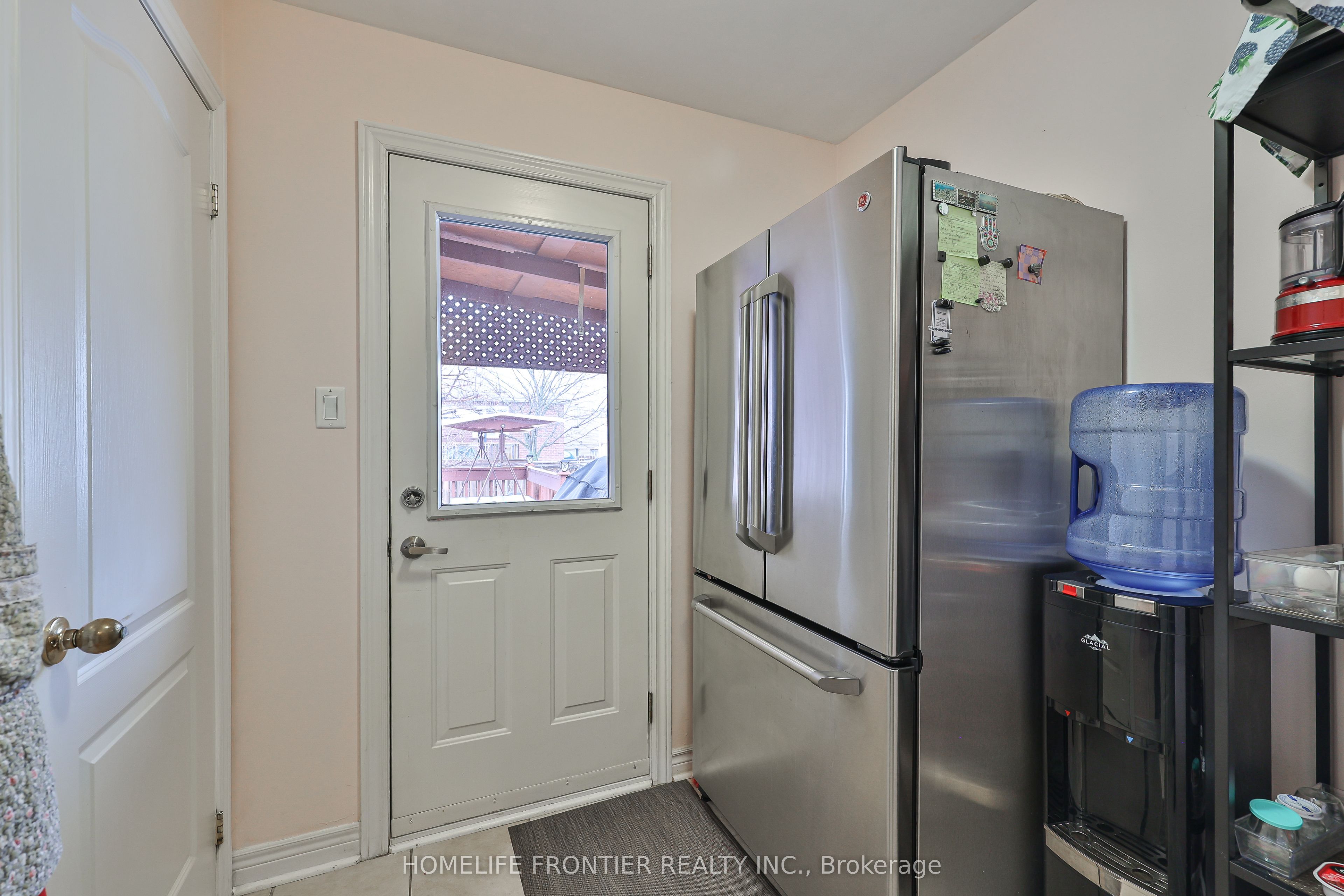 30 Saint Avenue Property Photo 29