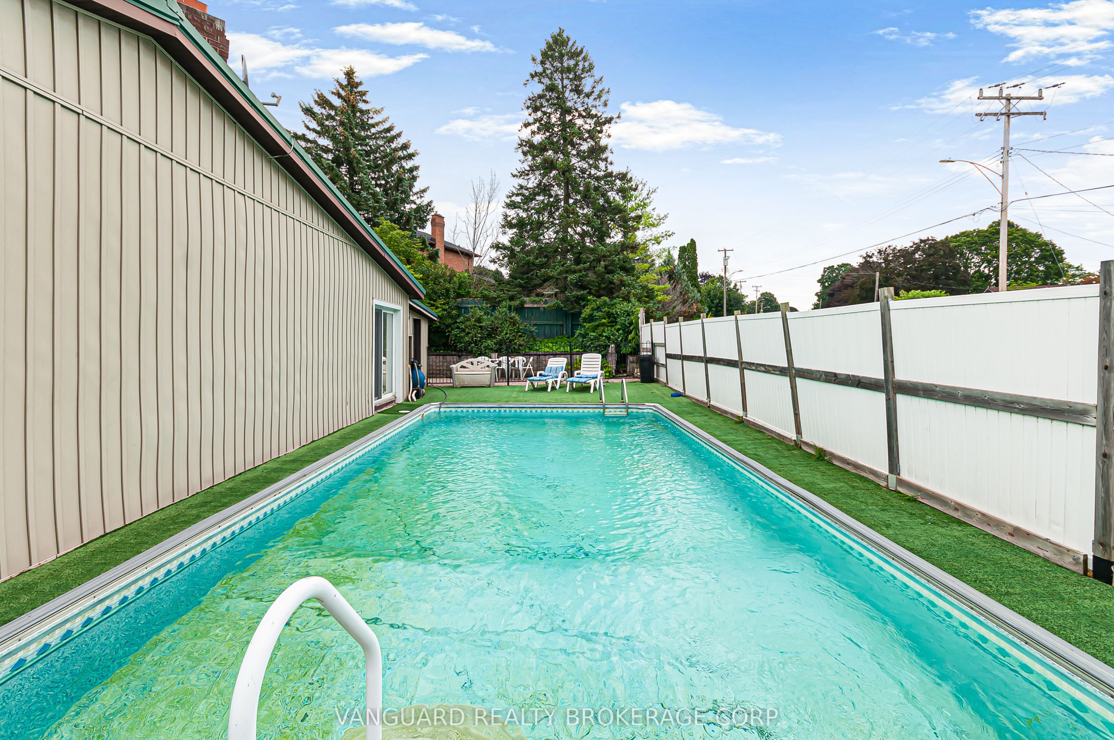 4417 Line 7 Property Photo 12