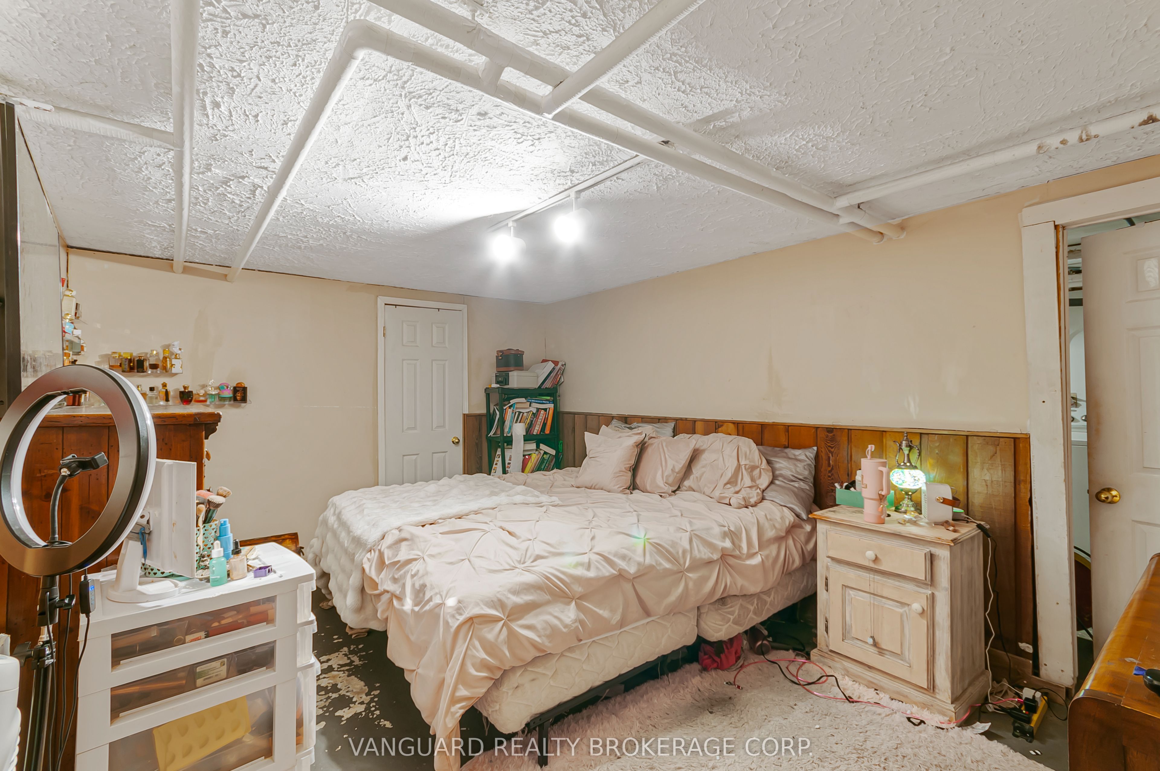 4417 Line 7 Property Photo 30