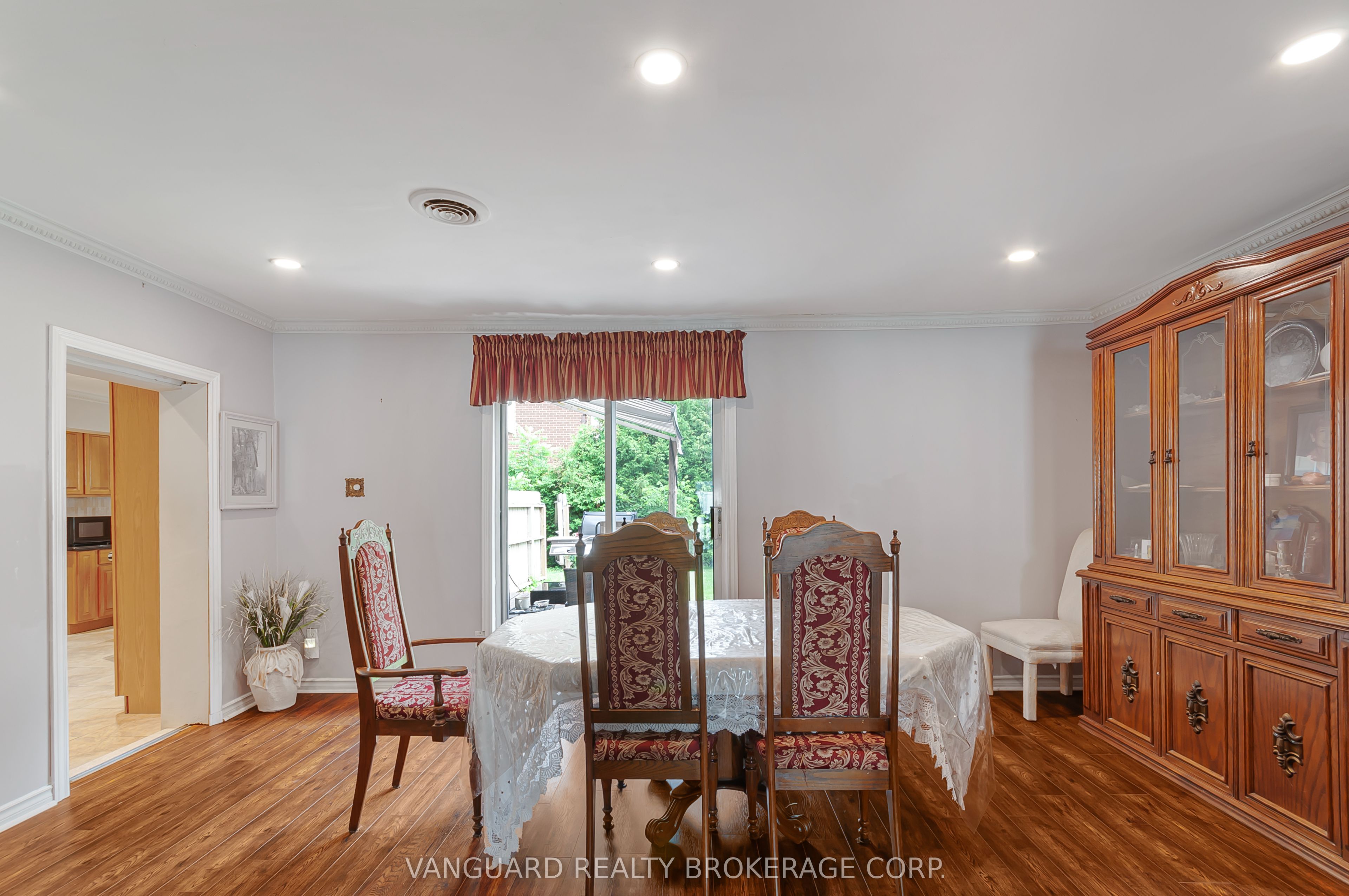 4417 Line 7 Property Photo 34