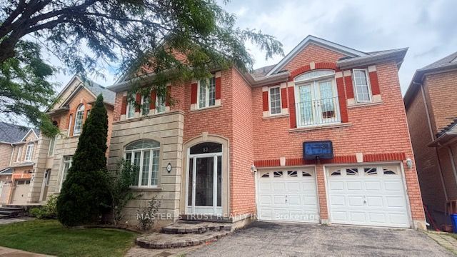 83 Gemini Crescent Property Photo 1