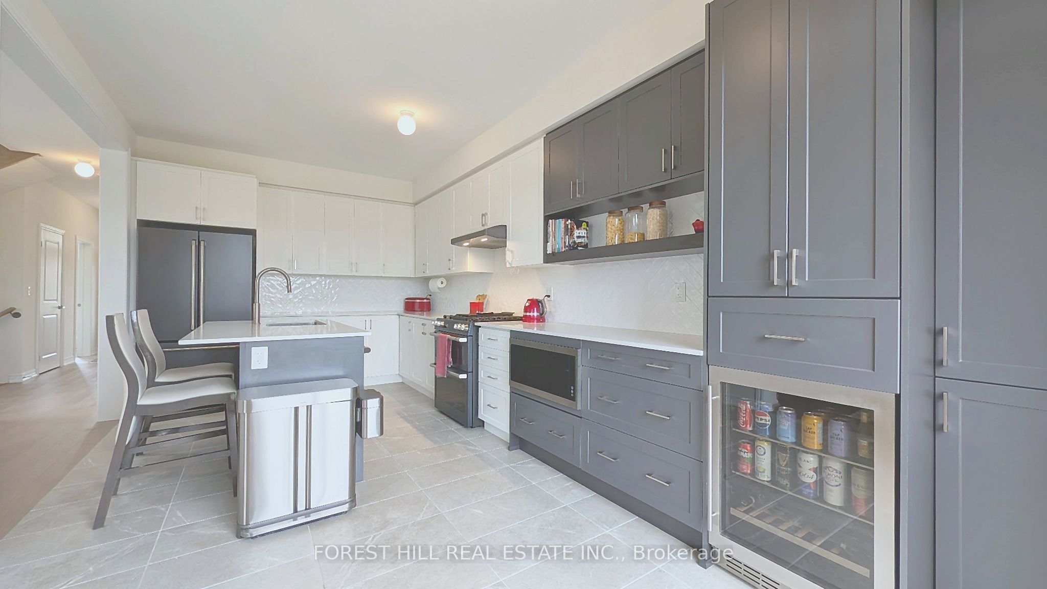 1362 Davis Loop Property Photo 12