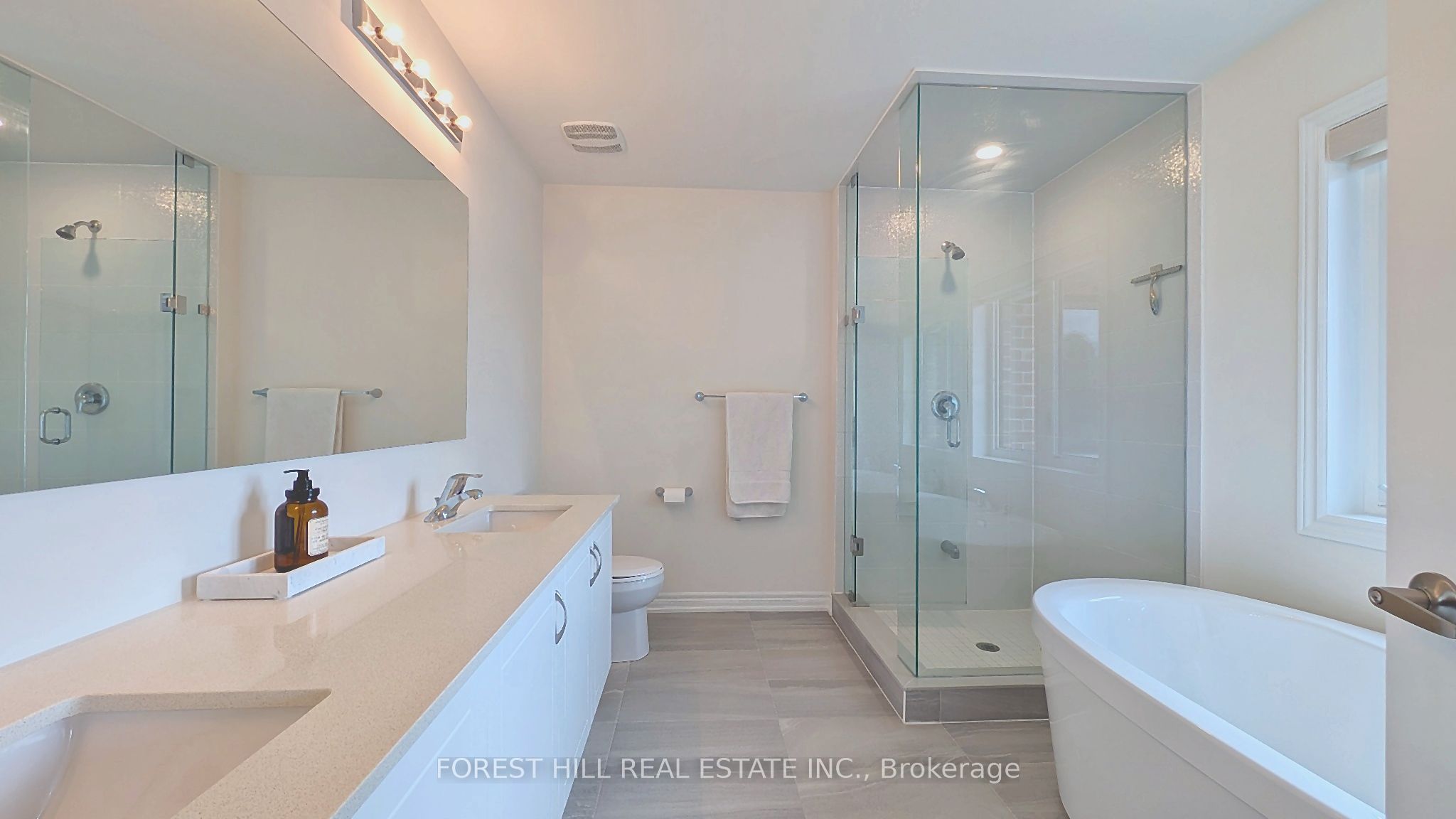 1362 Davis Loop Property Photo 26