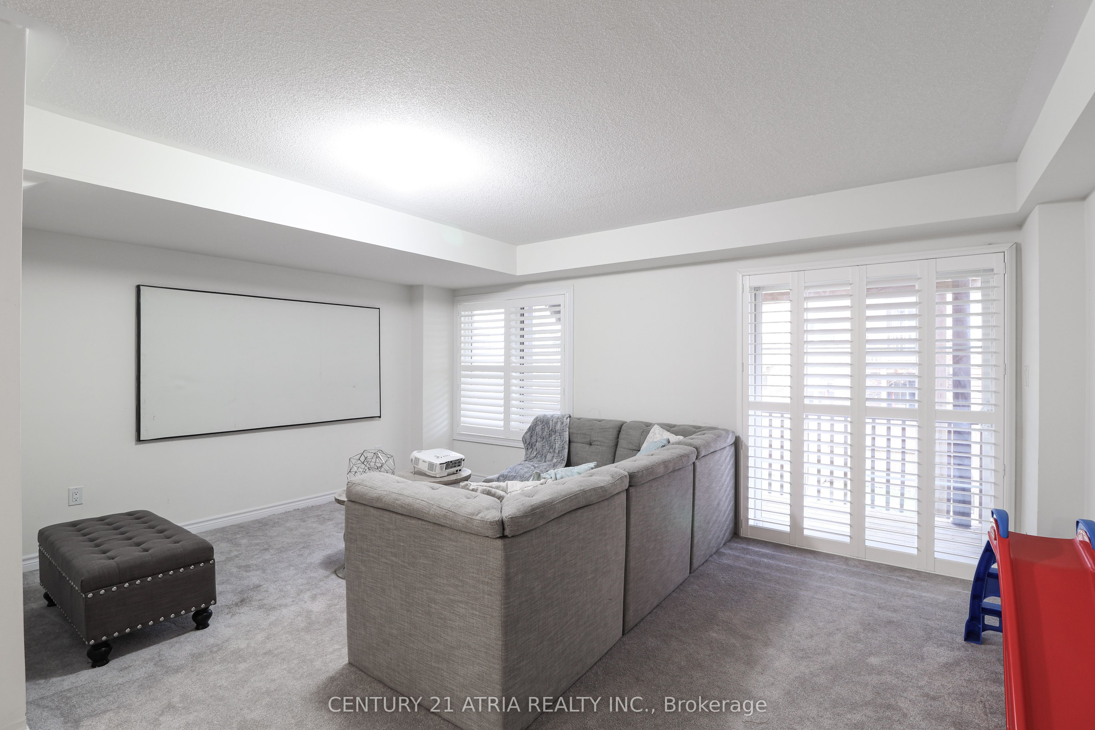 134 Dundonnell Place Property Photo 40