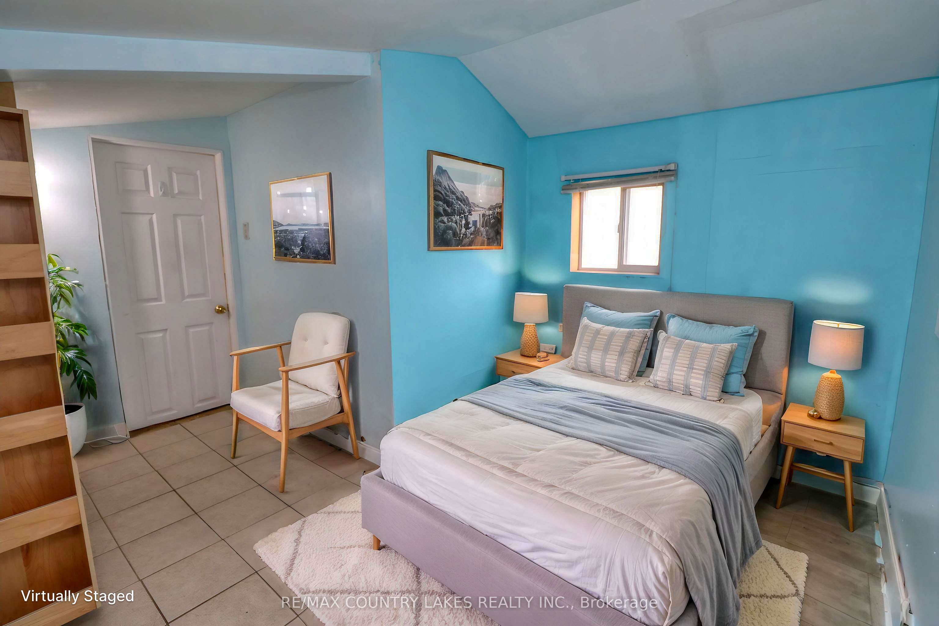 607 Simcoe Street Property Photo 9