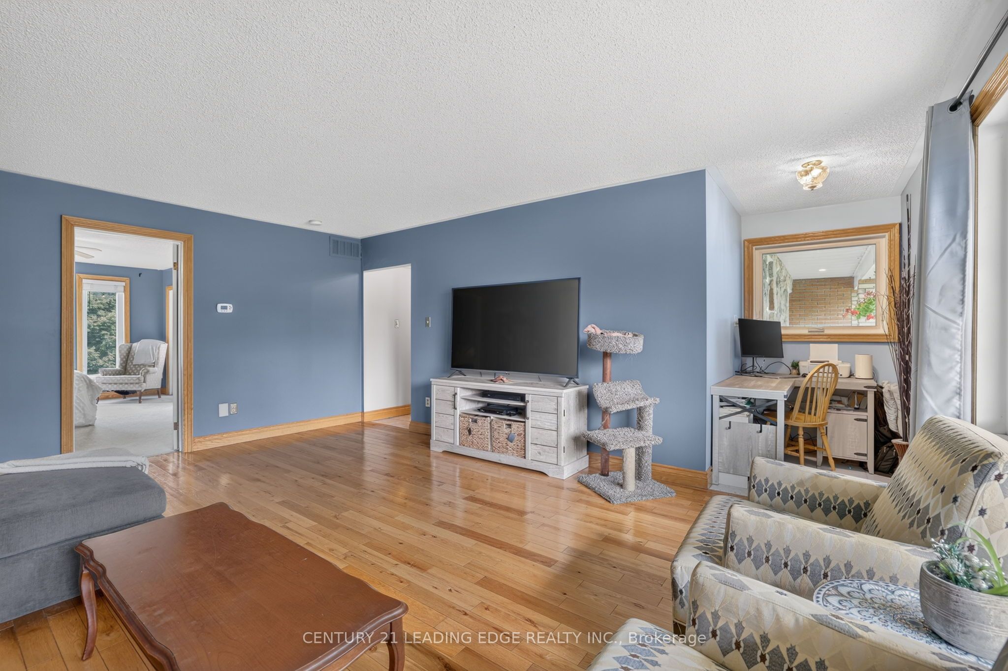 23233 Miles Road Property Photo 12