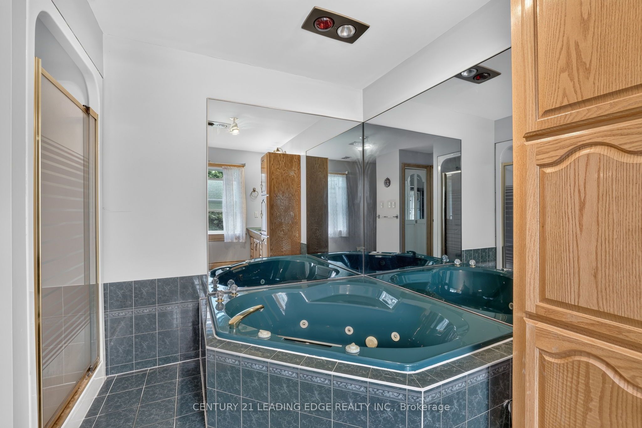 23233 Miles Road Property Photo 17