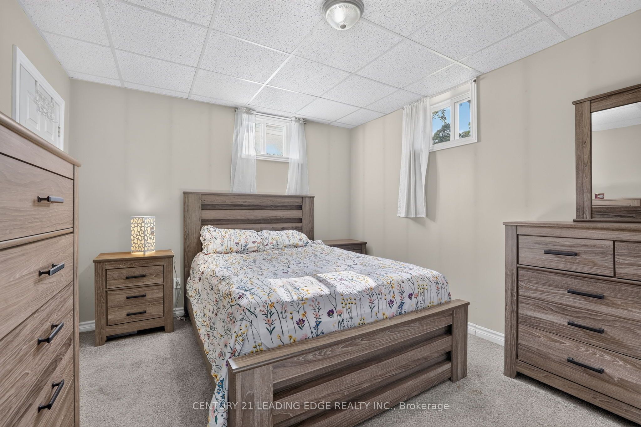 23233 Miles Road Property Photo 33