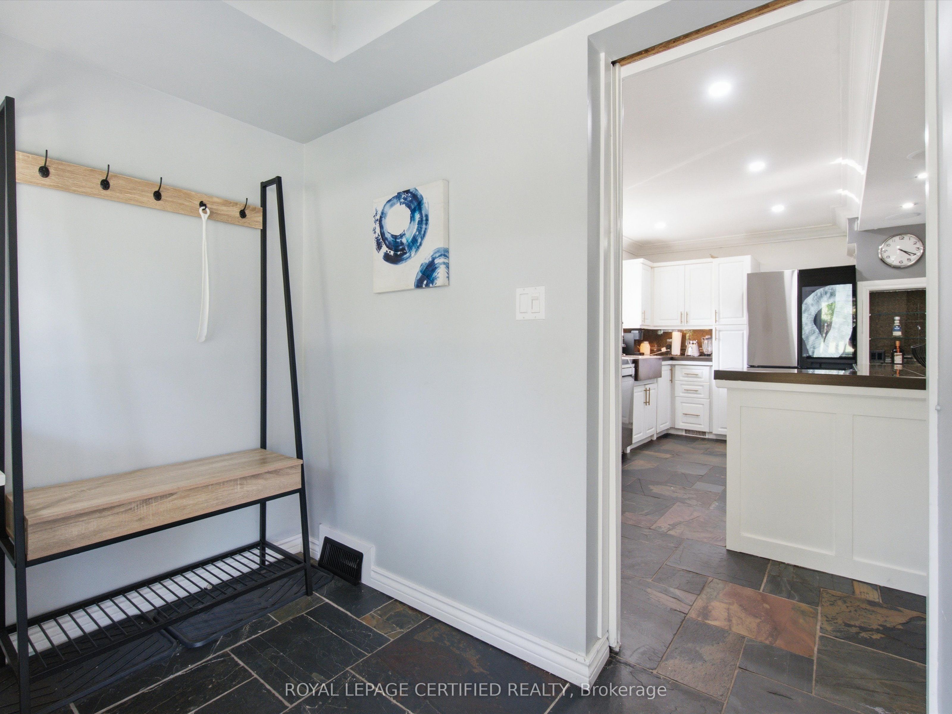288 Irene Drive Property Photo 6