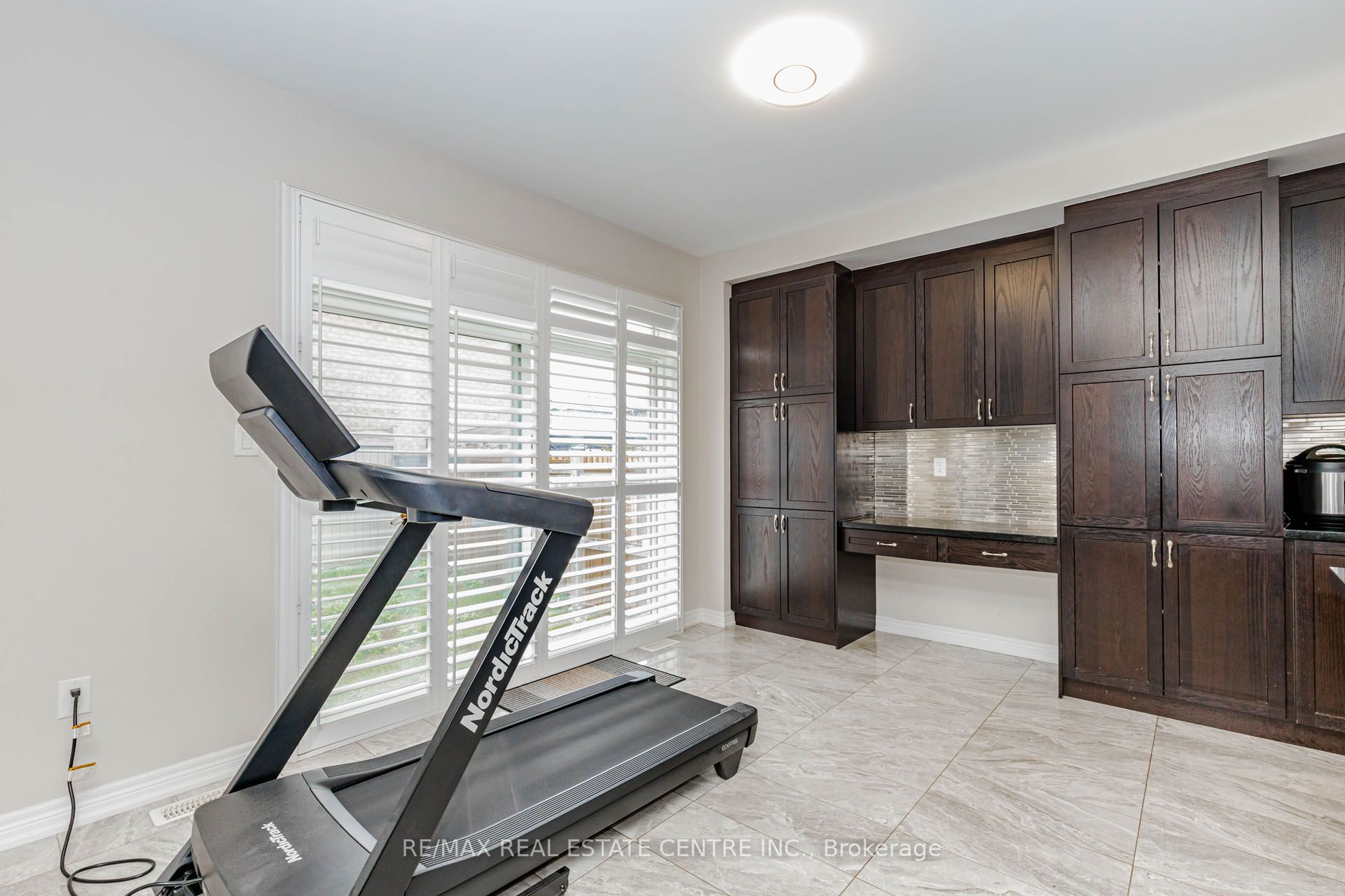 1332 Blackmore Street Property Photo 15